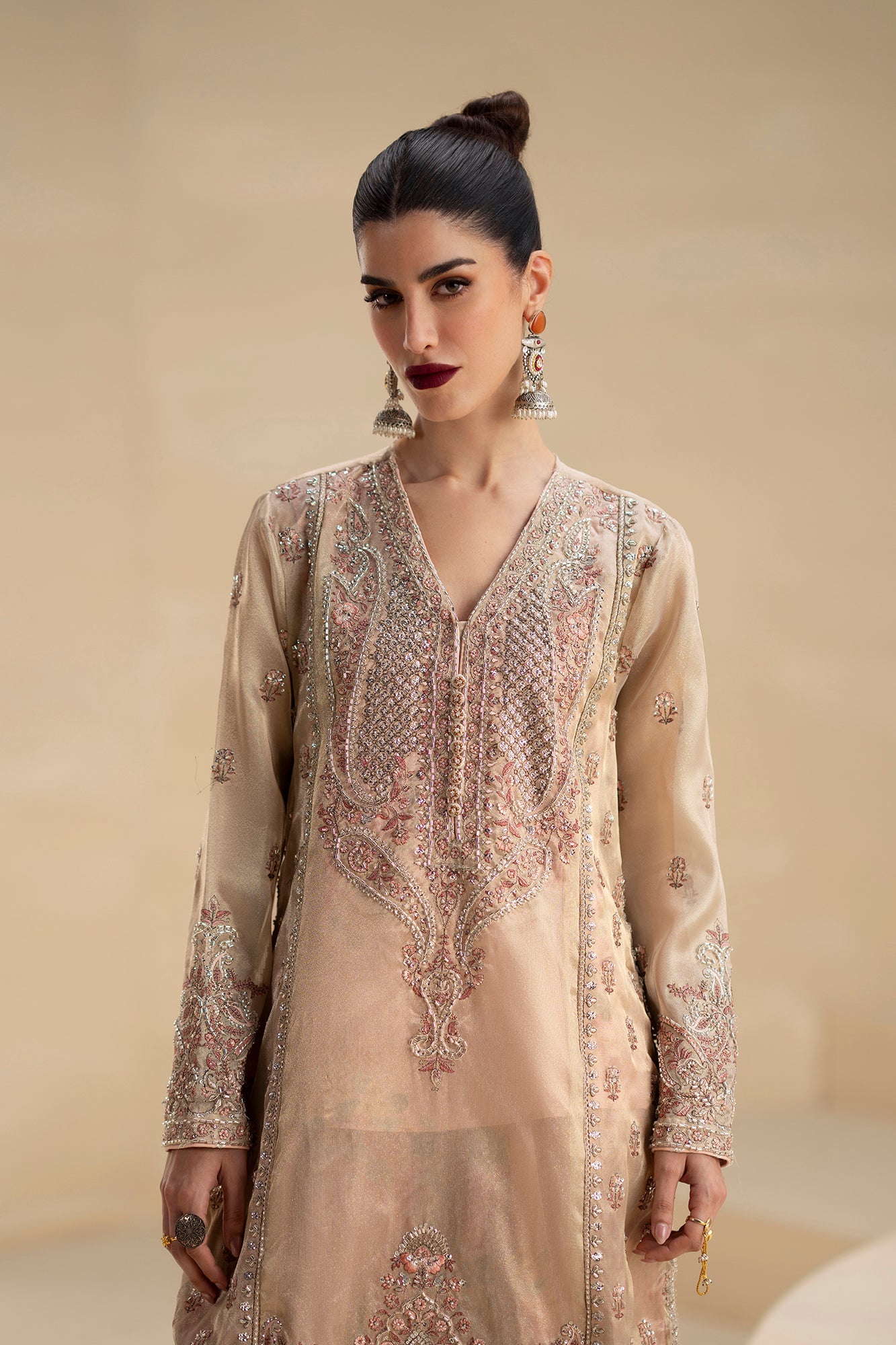 EMBROIDERED SUIT (E0843/104/131)