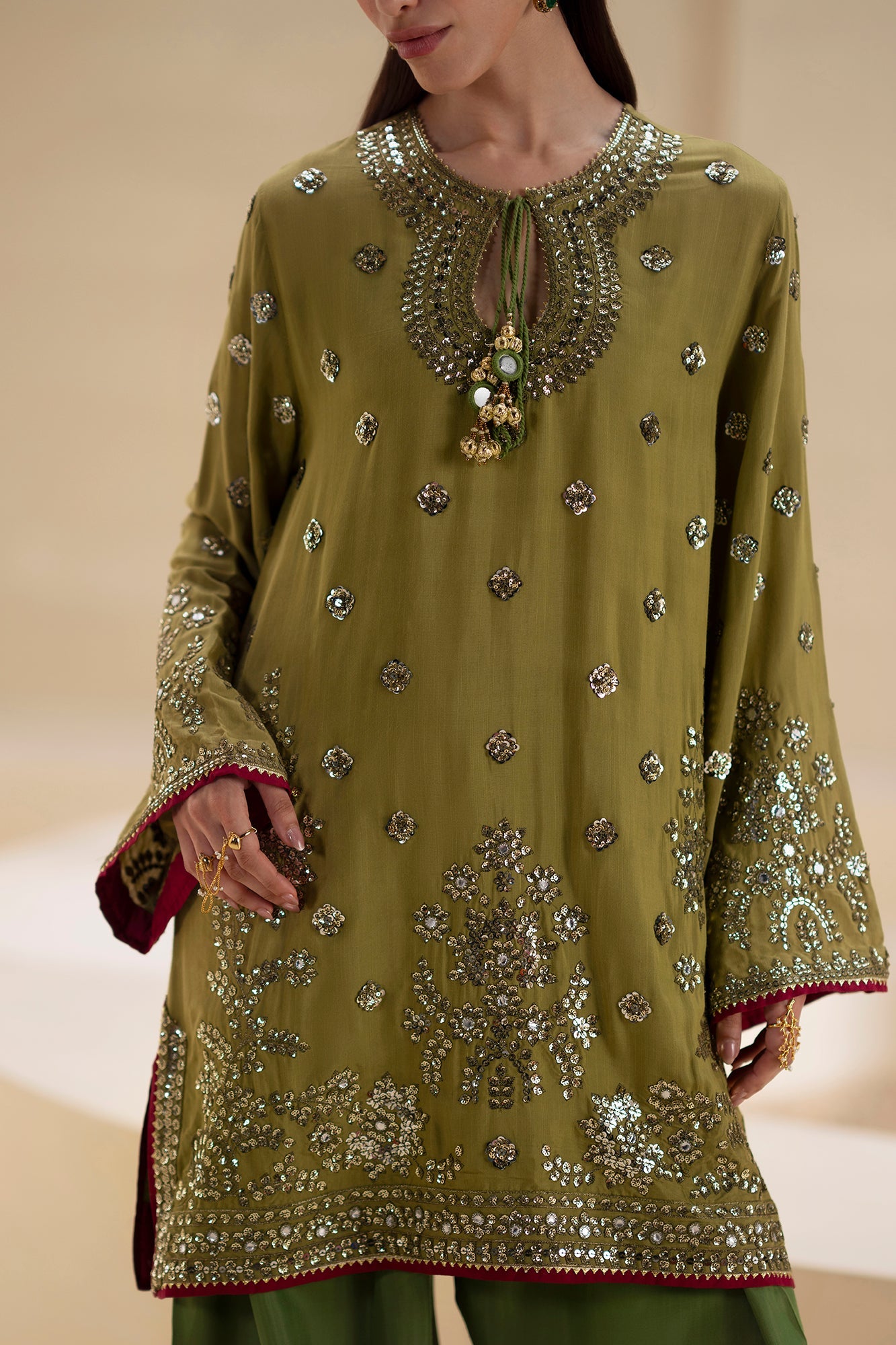 EMBROIDERED SUIT (E0854/104/122)