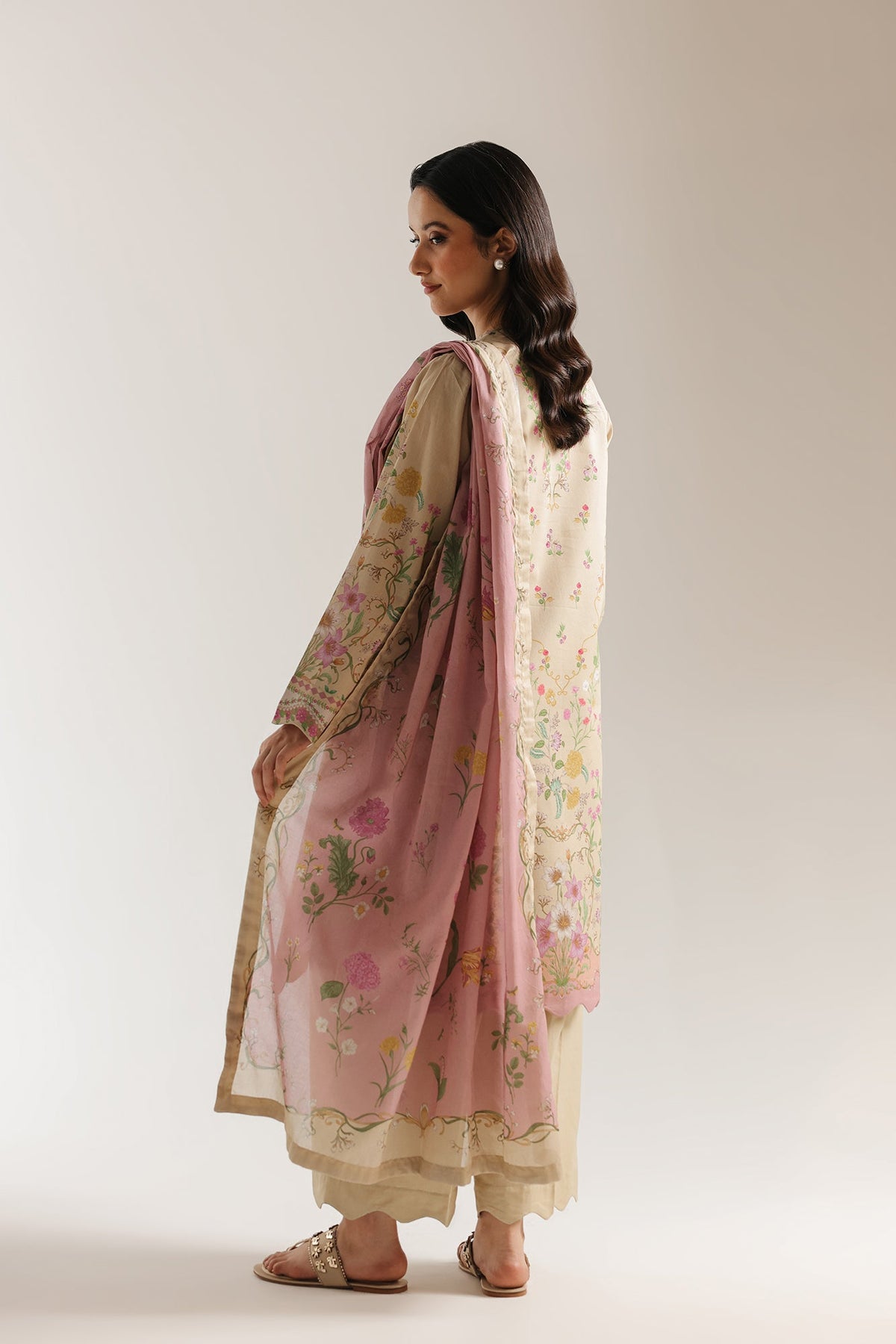 EMBROIDERED SUIT (E0875/202/112)