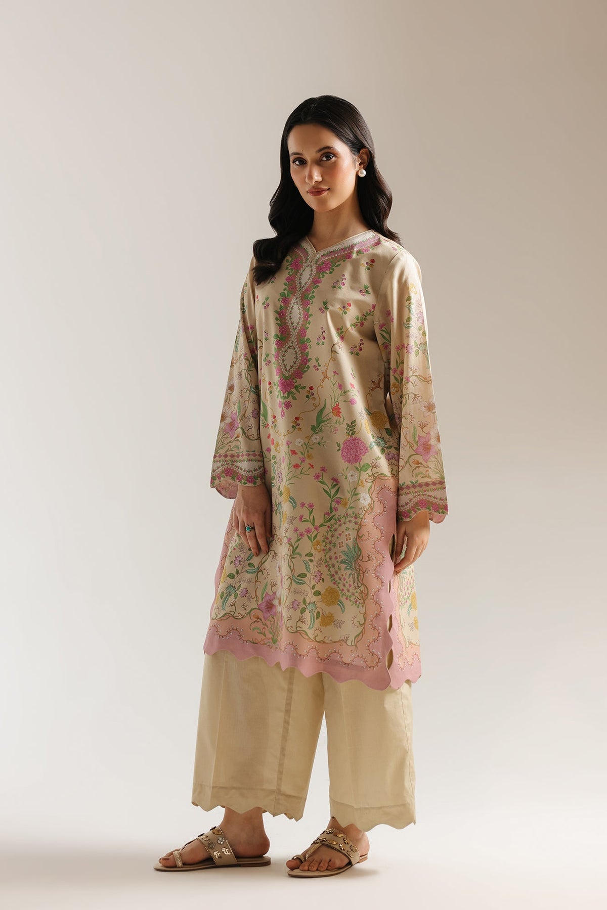 EMBROIDERED SUIT (E0875/202/112)
