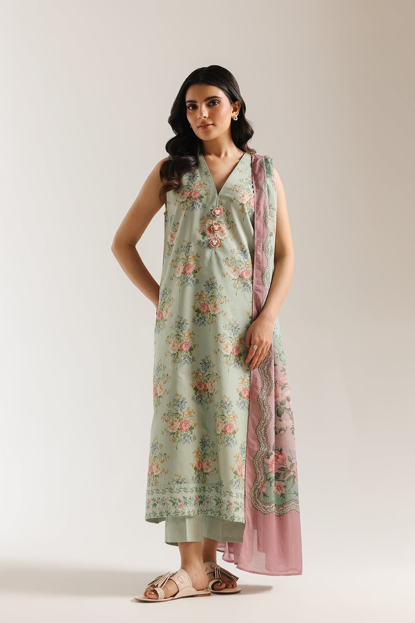 EMBROIDERED SUIT (E0881/202/130)