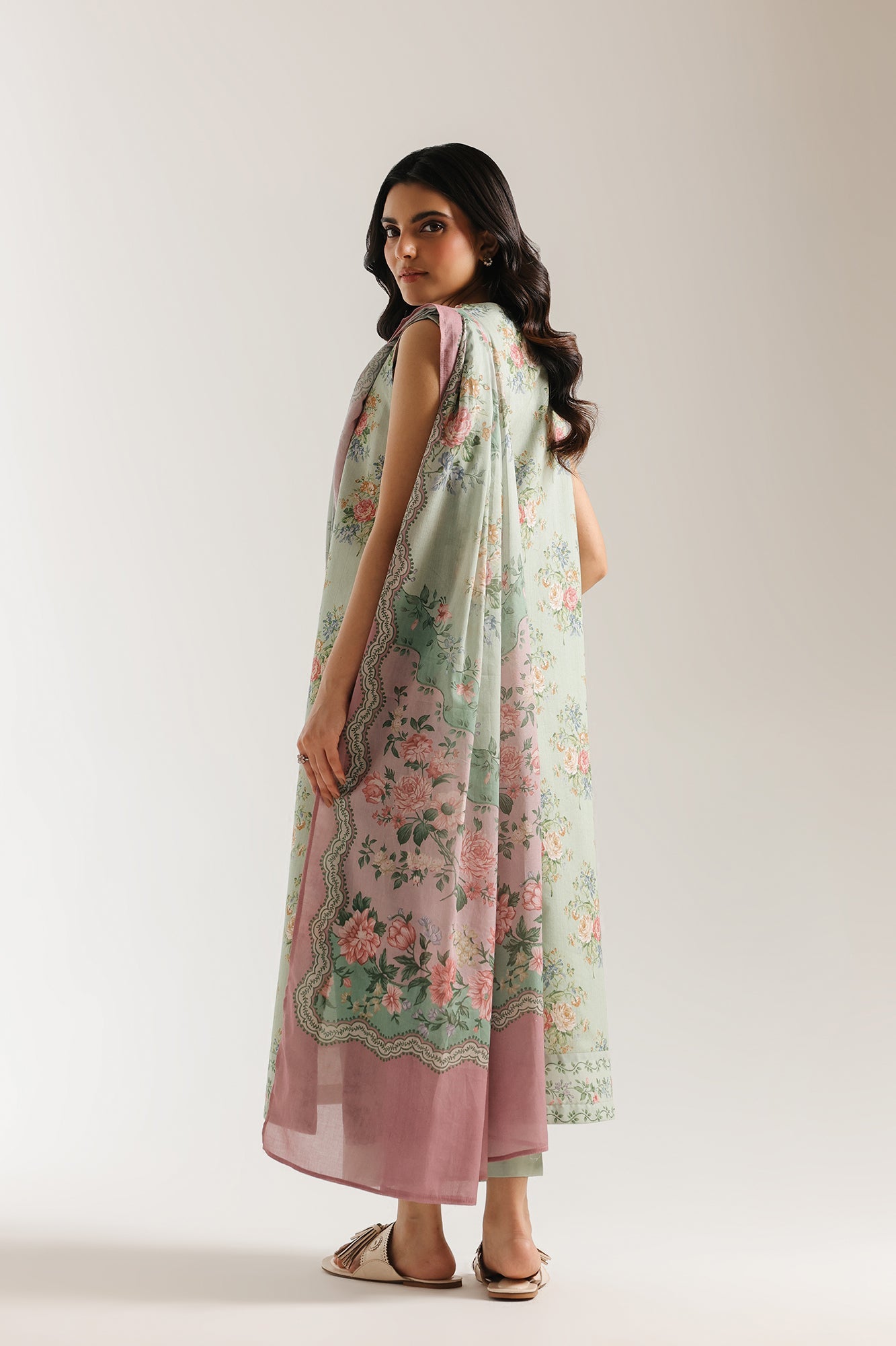 EMBROIDERED SUIT (E0881/202/130)