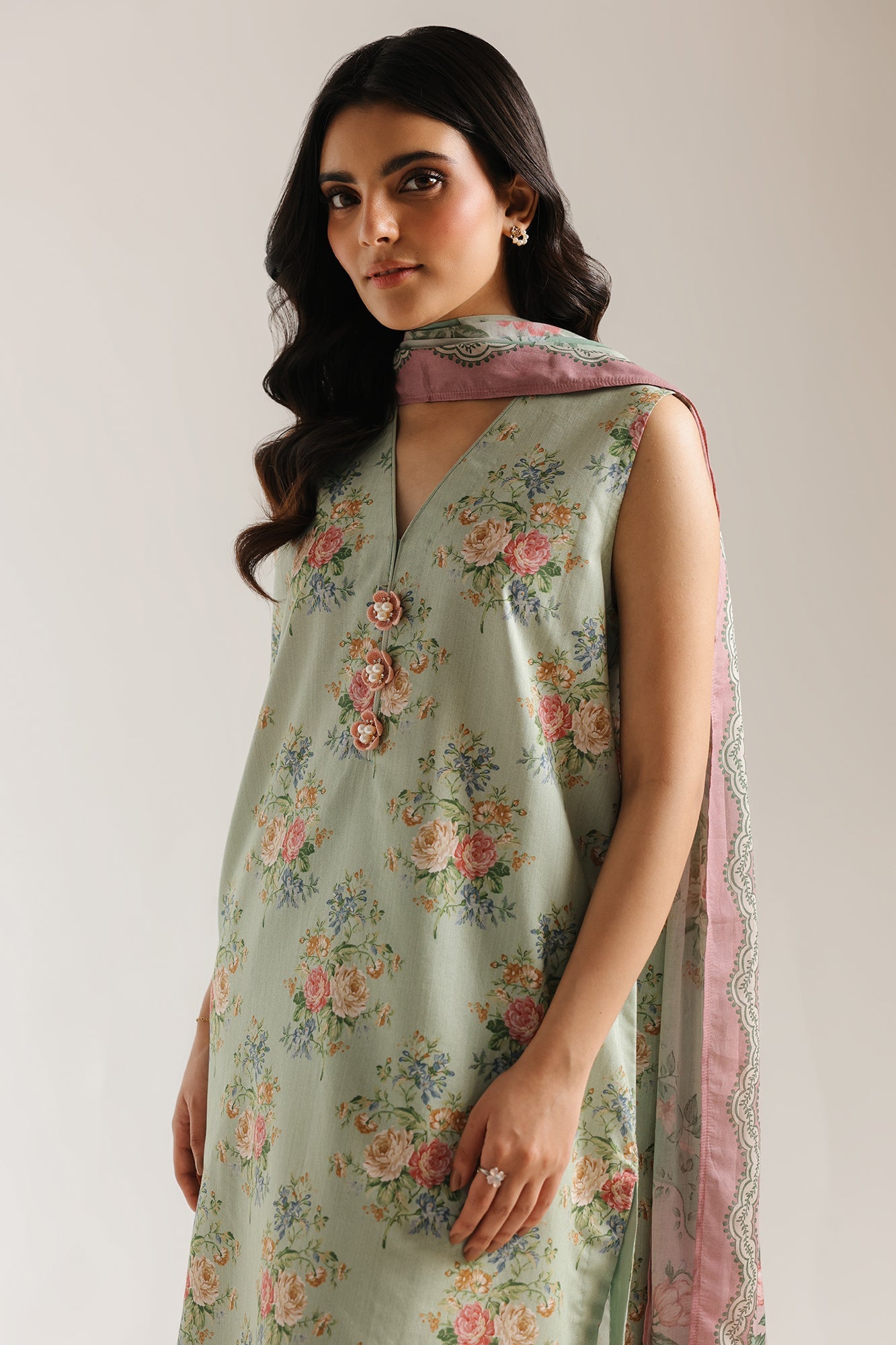 EMBROIDERED SUIT (E0881/202/130)