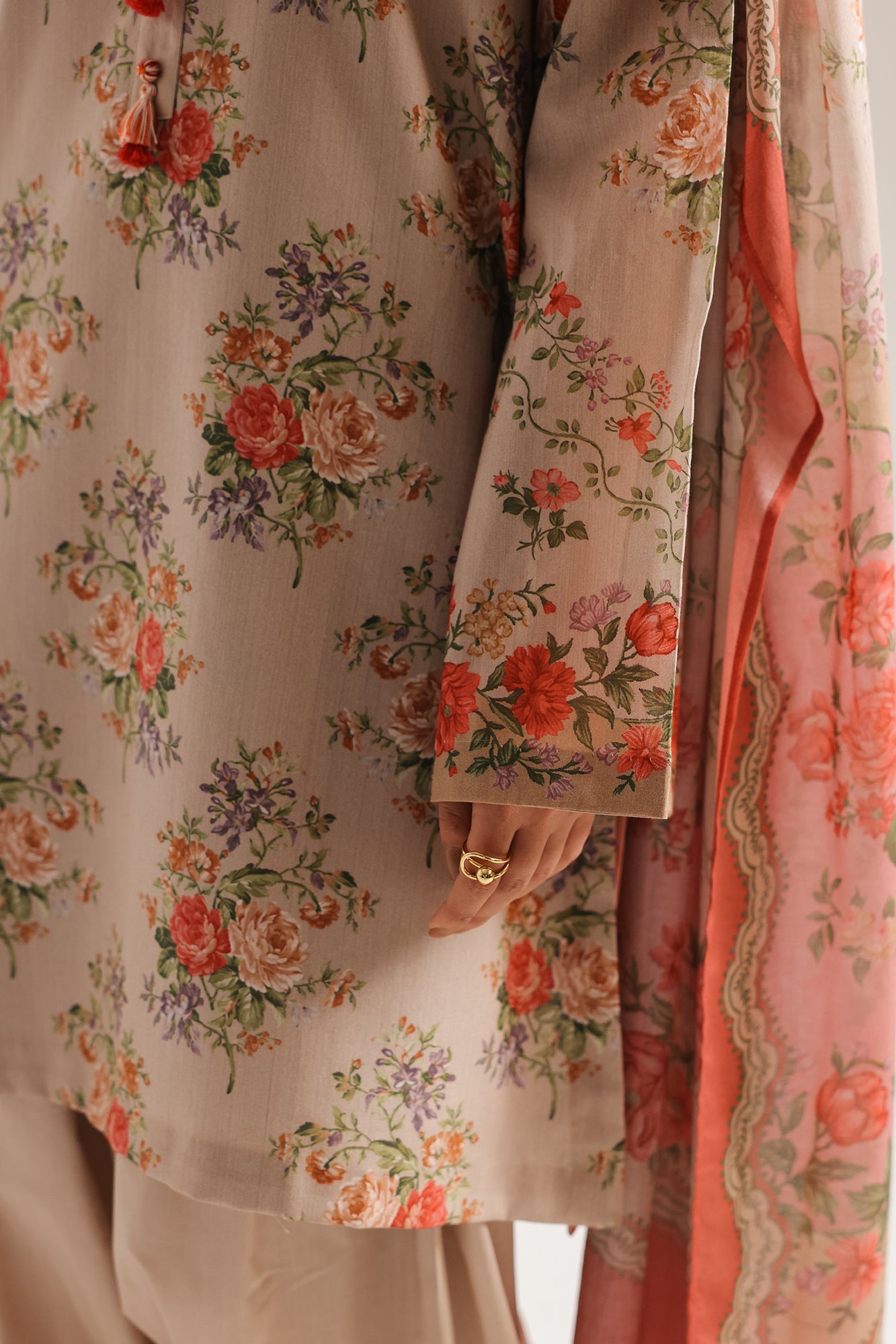 EMBROIDERED SUIT (E0881/202/814)