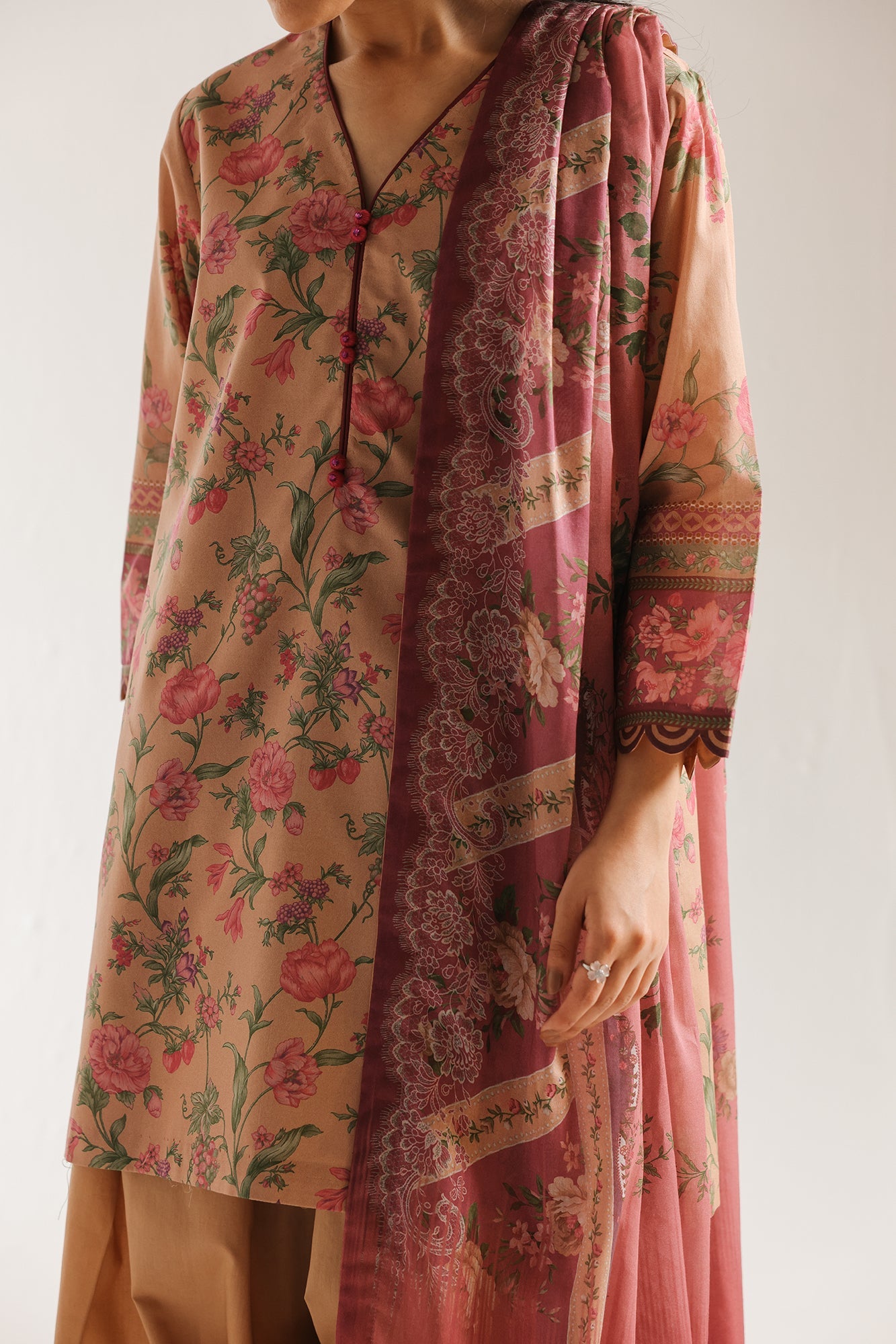 EMBROIDERED SUIT (E0888/202/813)