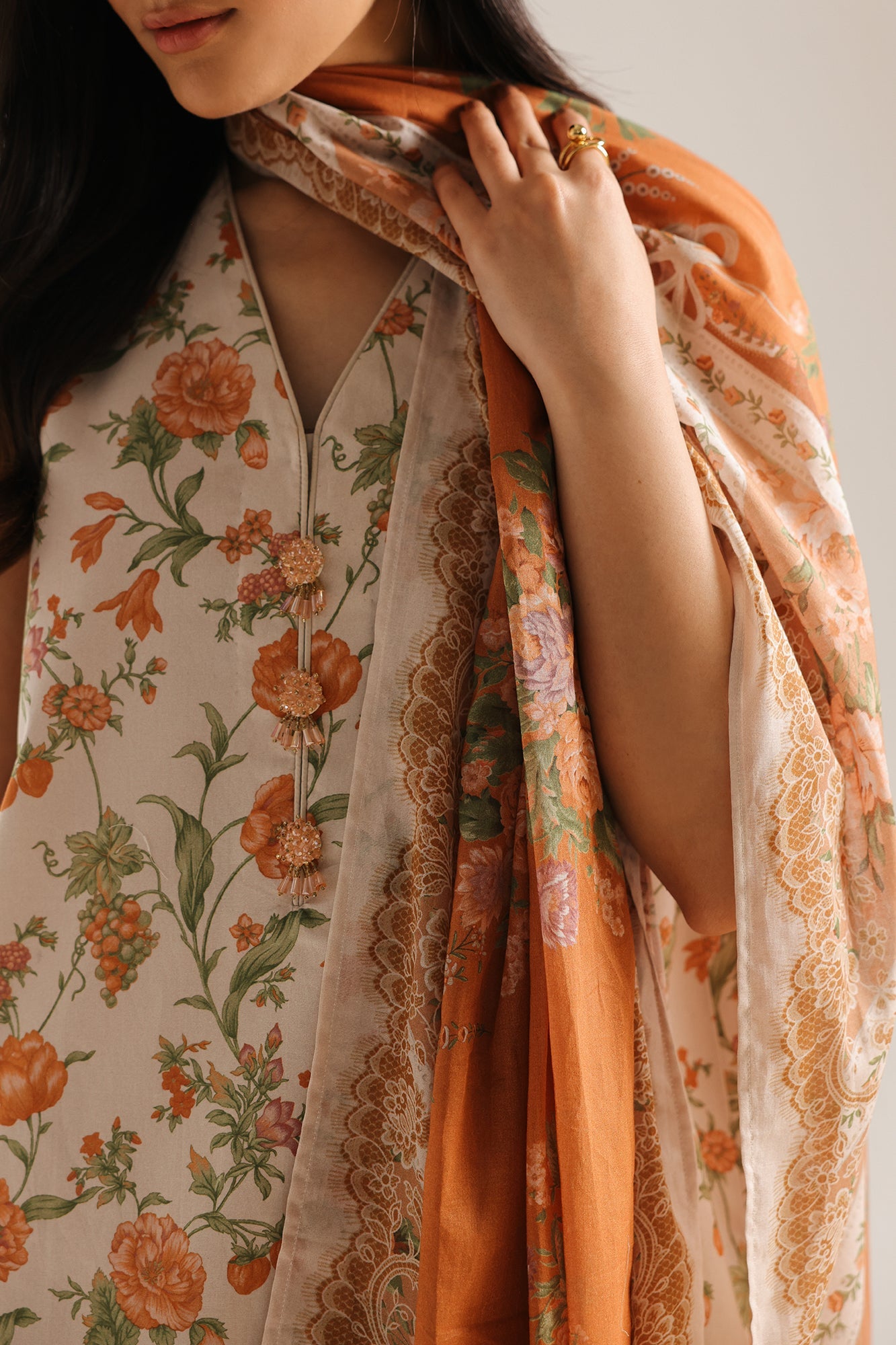 EMBROIDERED SUIT (E0888/202/814)