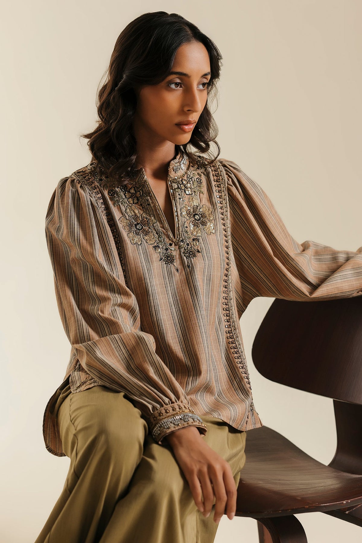 EMBROIDERED TOP (E0900/119/131)
