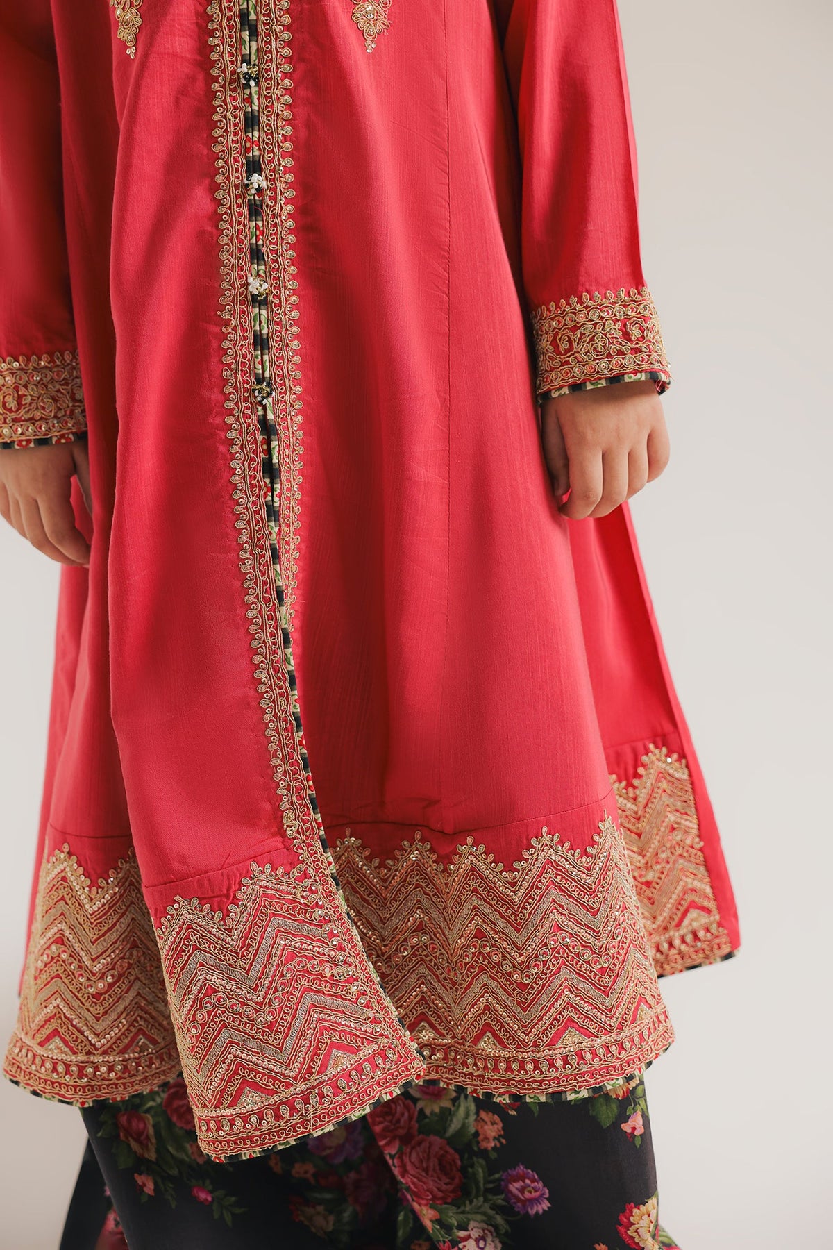 EMBROIDERED SUIT (E0911/404/313 E0911/304/313)