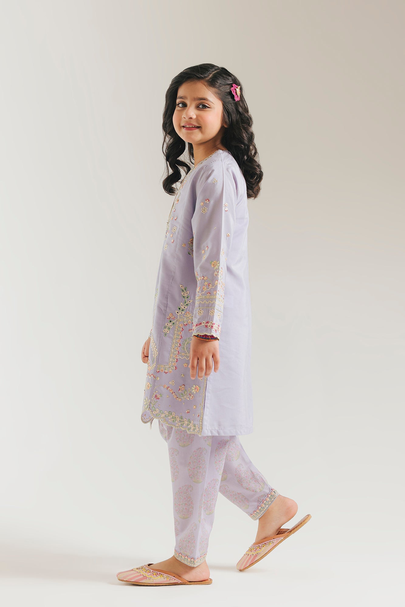 EMBROIDERED SUIT (E0920/404/636 E0920/304/636)
