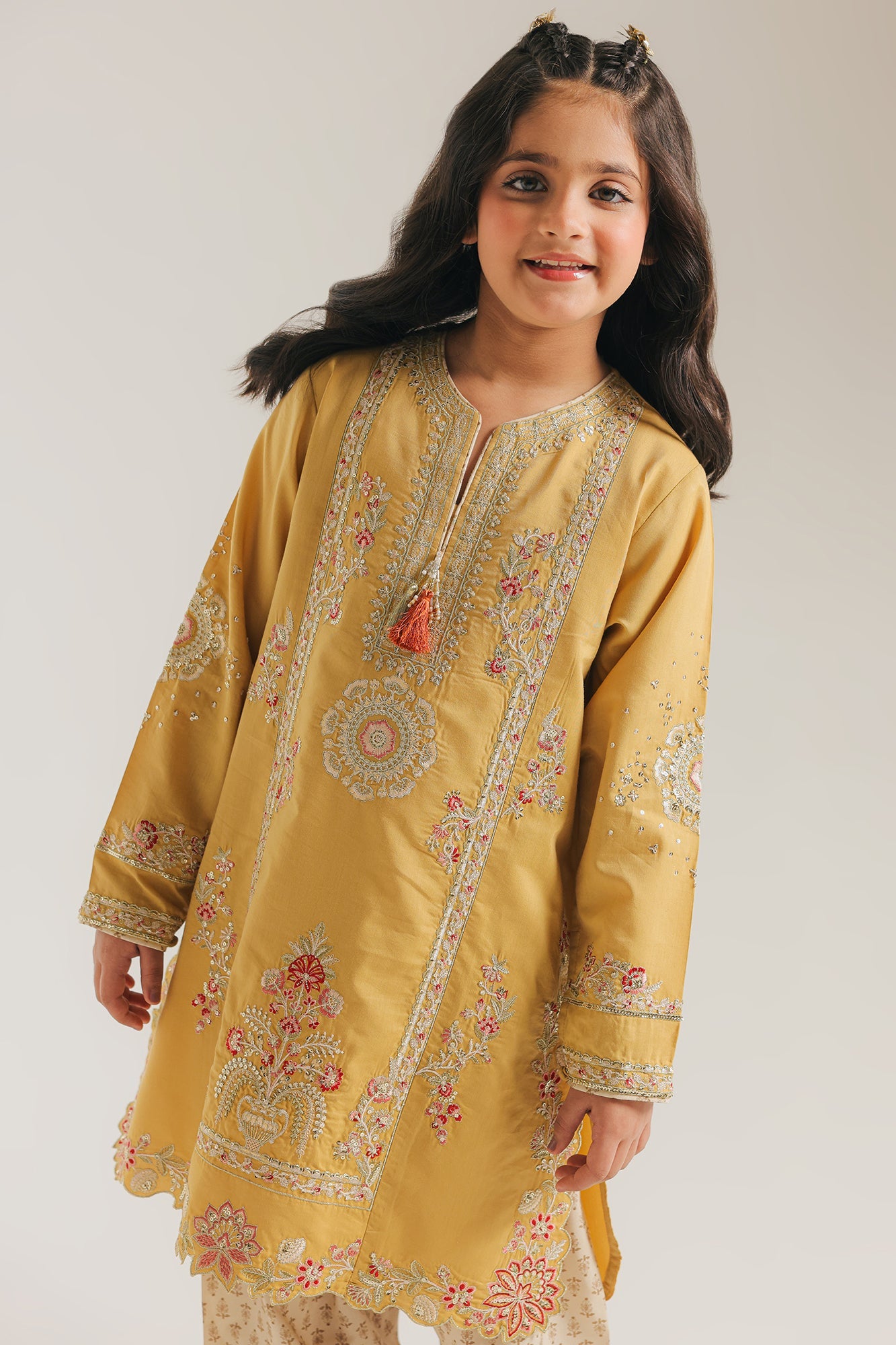 EMBROIDERED SUIT (E0923/404/114 E0923/304/114)