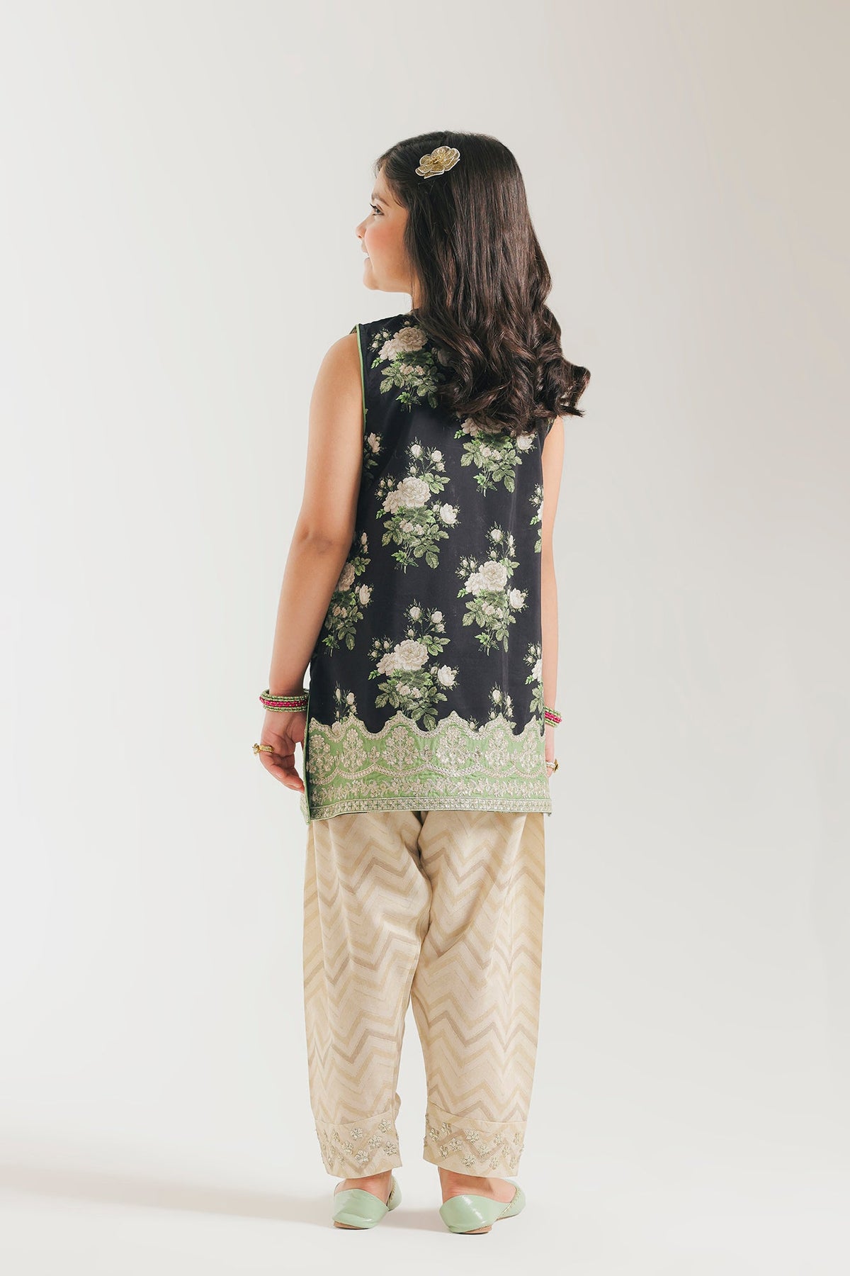 EMBROIDERED SUIT (E0926/404/902 E0926/304/902)