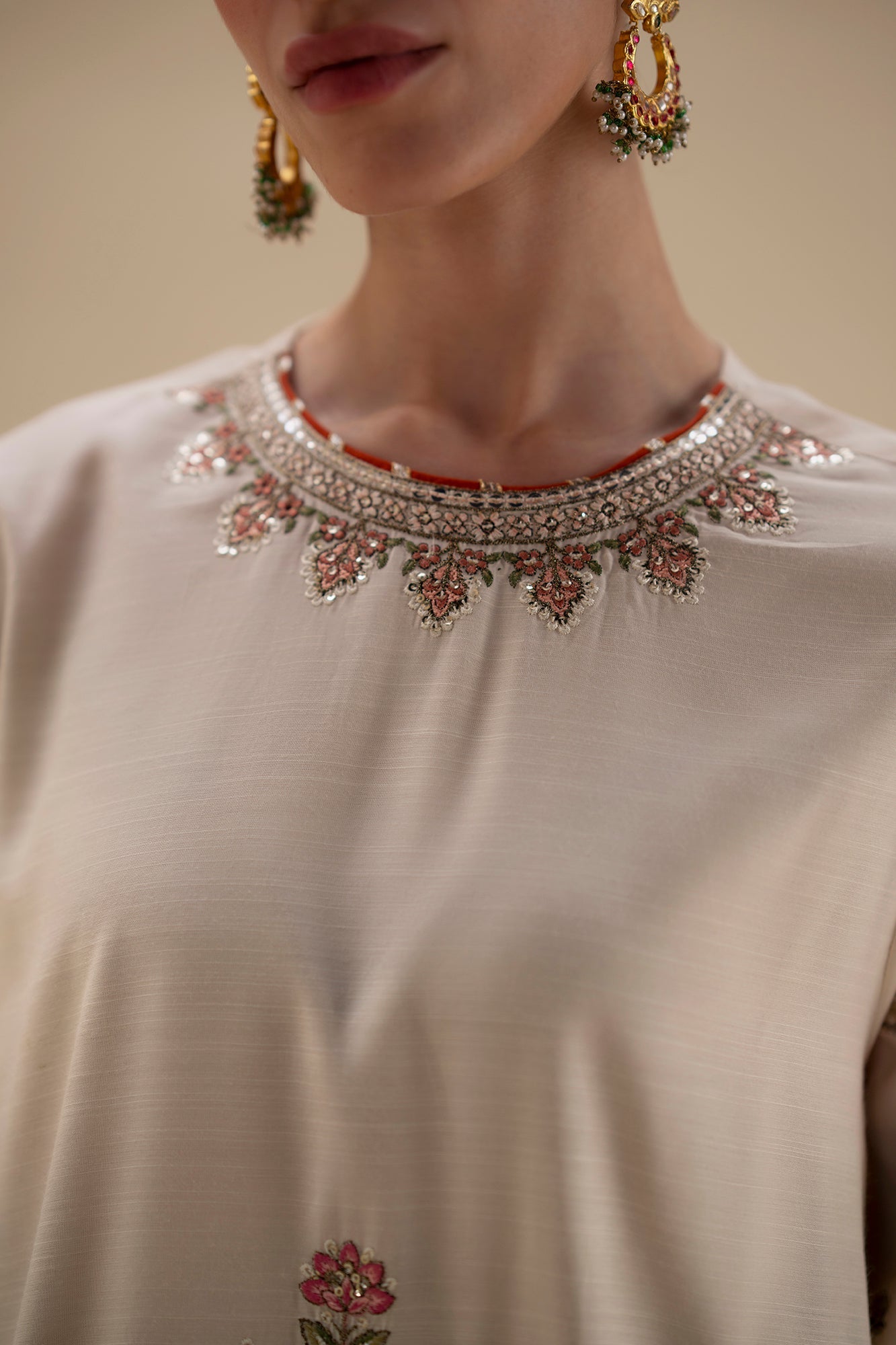 EMBROIDERED SUIT (E0931/104/004)