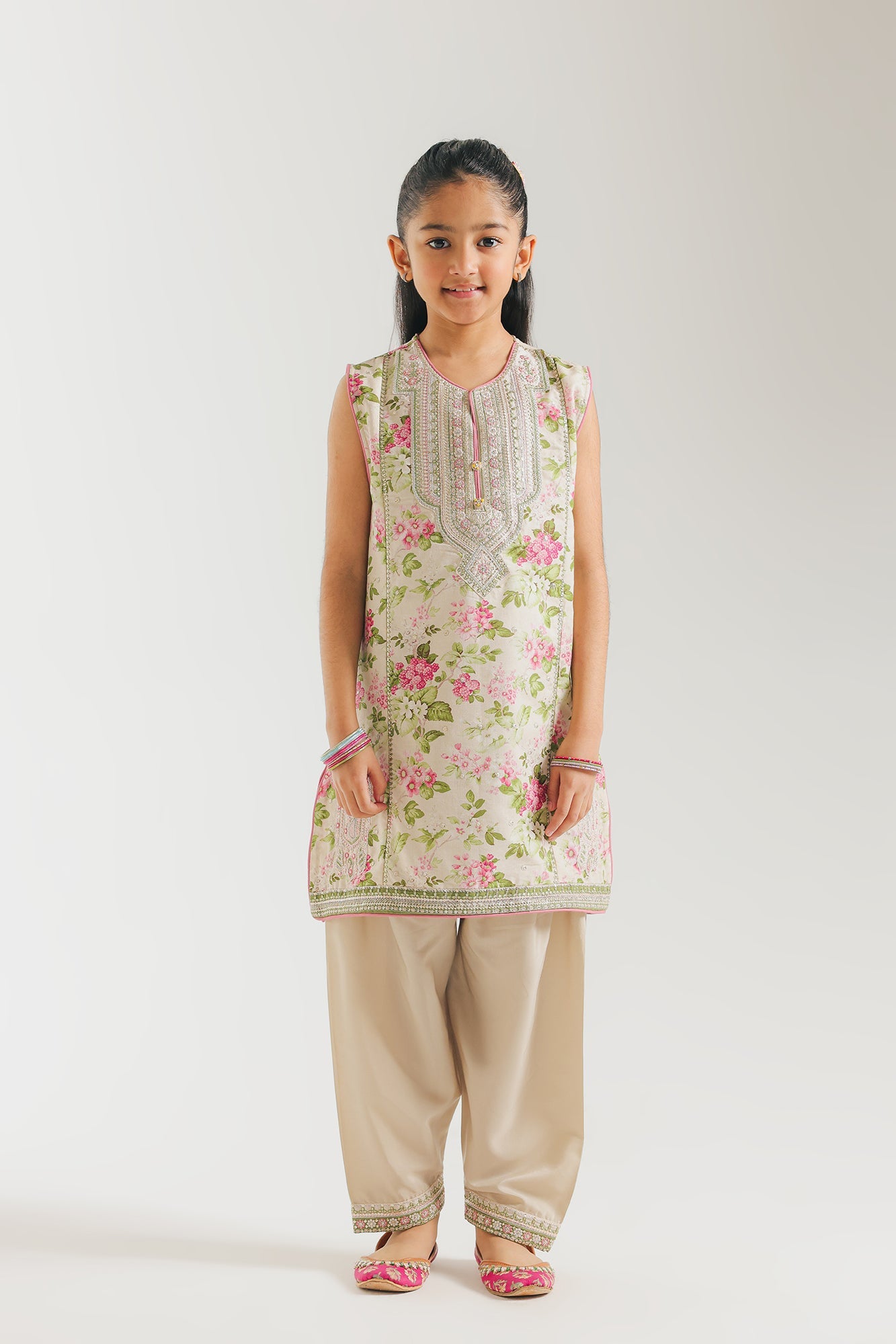 EMBROIDERED SUIT (E0935/404/004 E0935/304/004)