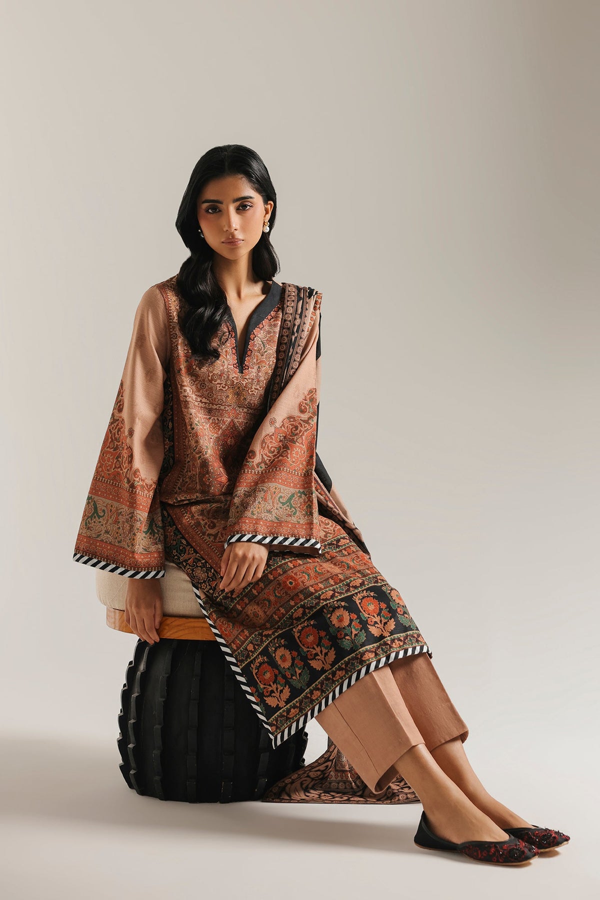 PRINTED SUIT (E0951-202-323)