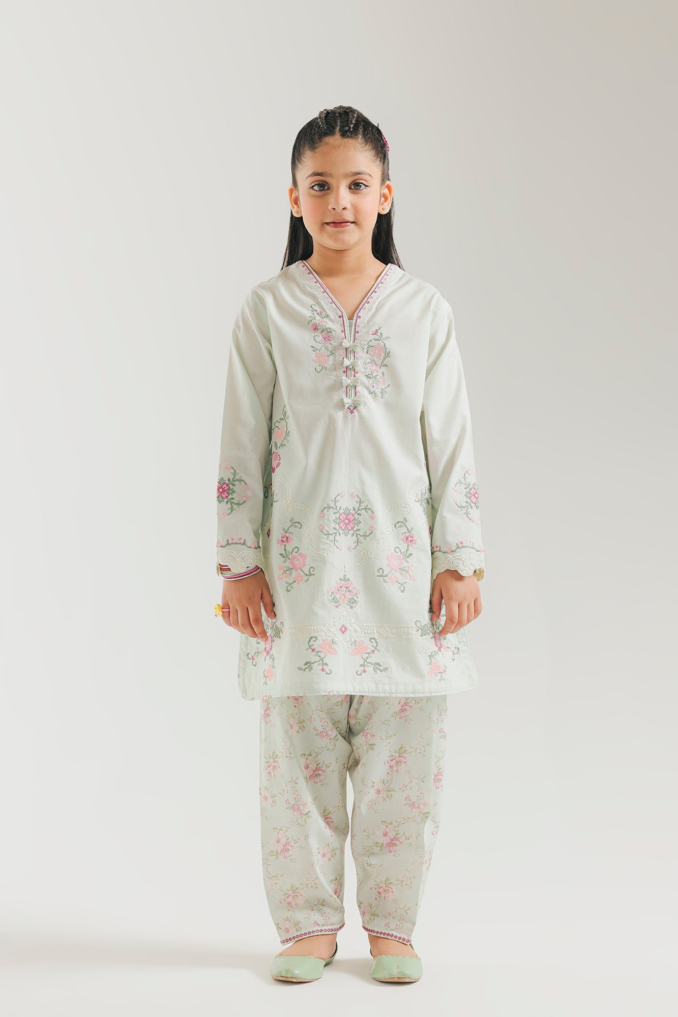 EMBROIDERED SUIT (E0971/404/722 E0971/304/722)