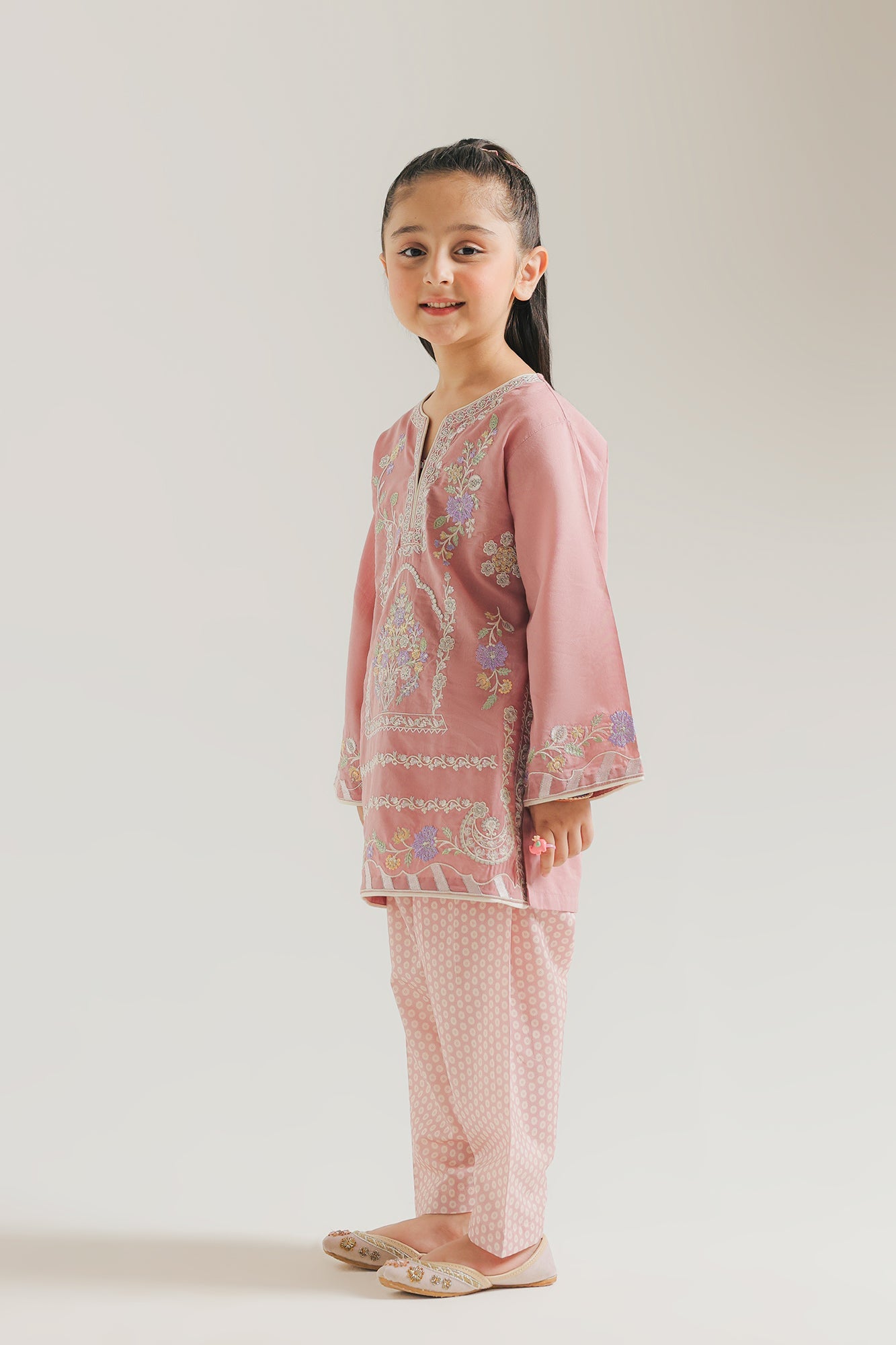 EMBROIDERED SUIT (E0979/404/412 E0979/304/412)