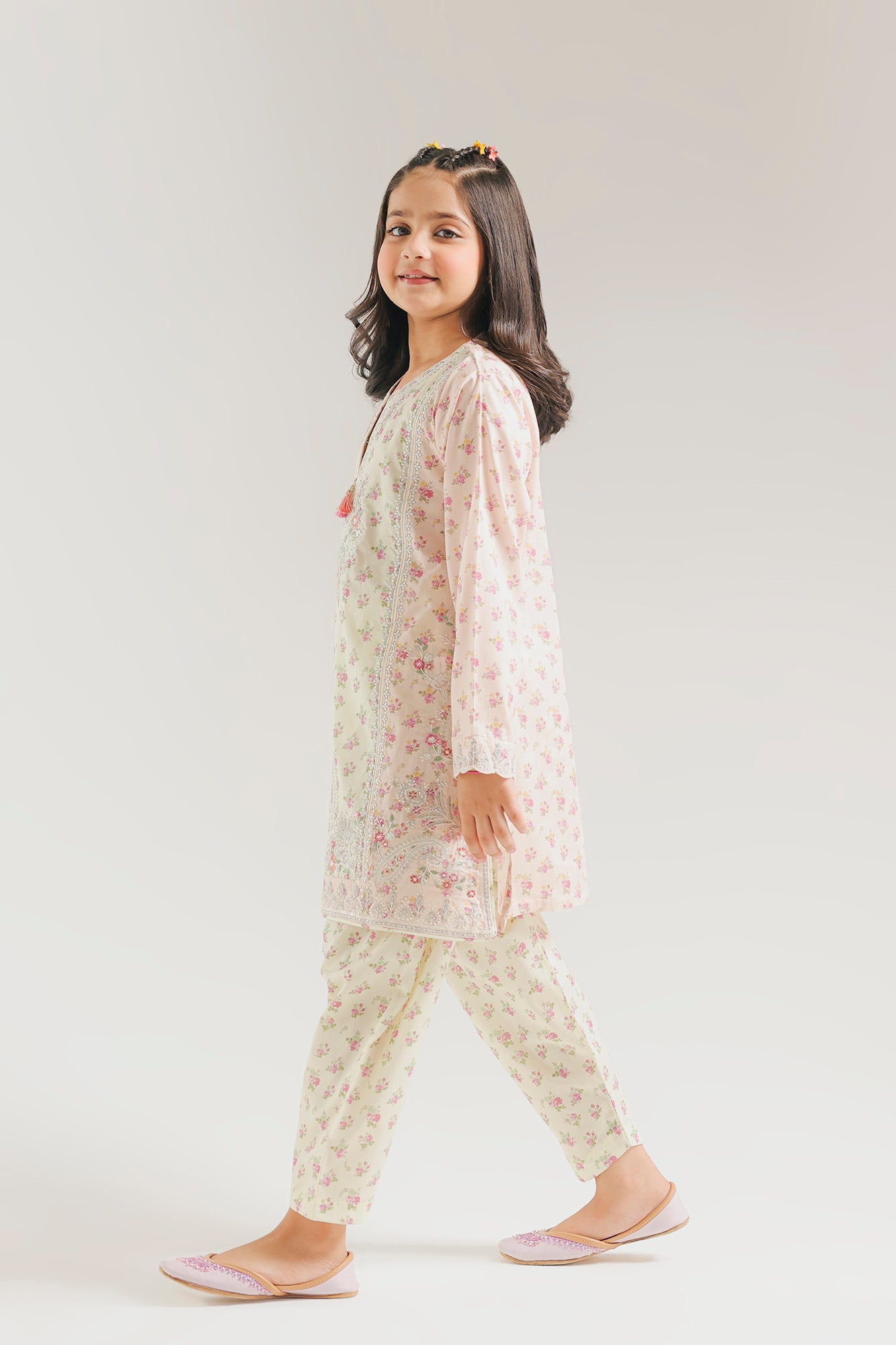 EMBROIDERED SUIT (E0980/404/004 E0980/304/004)