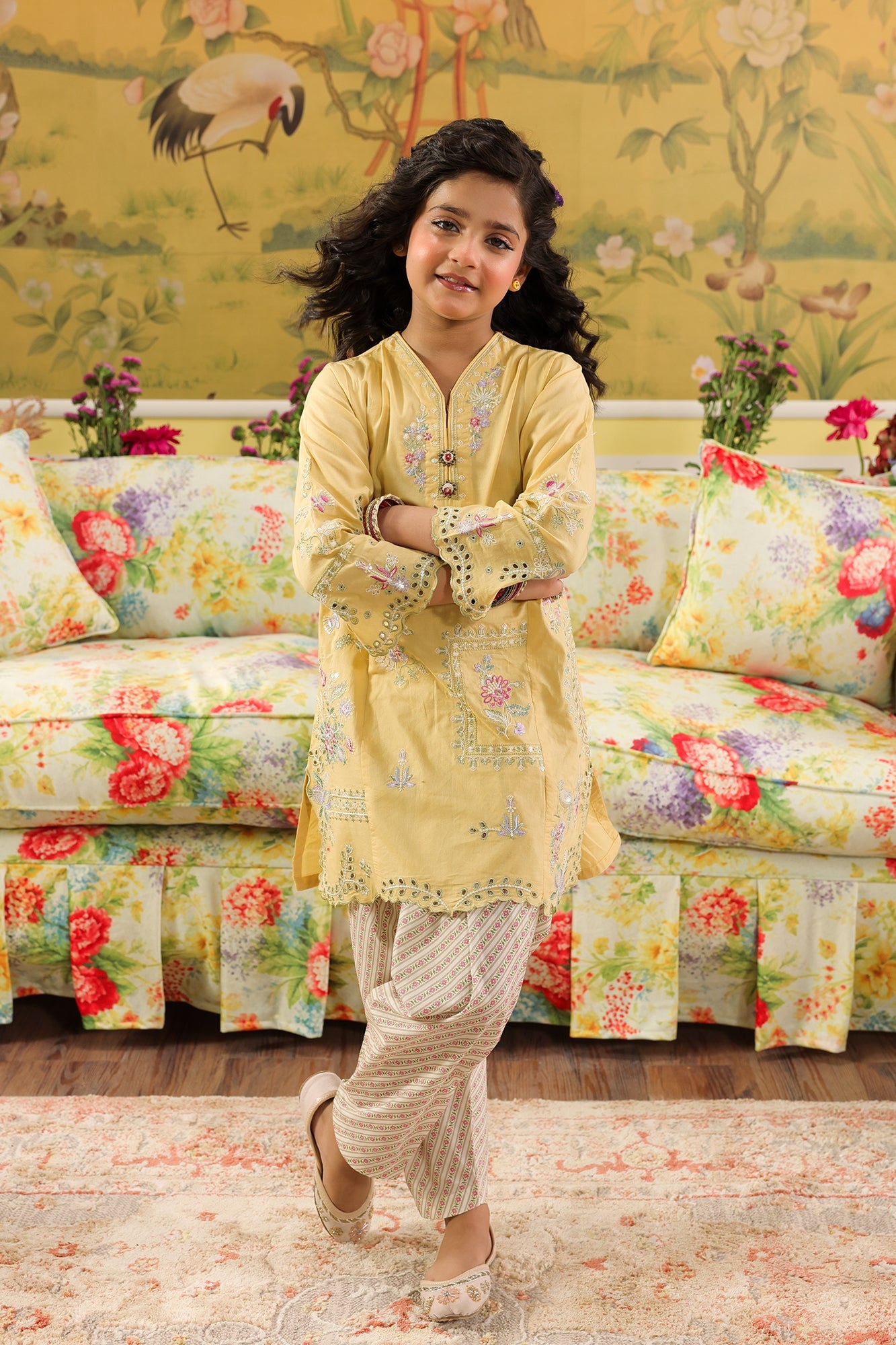 EMBROIDERED SUIT (E0991/404/226 E0991/304/226)