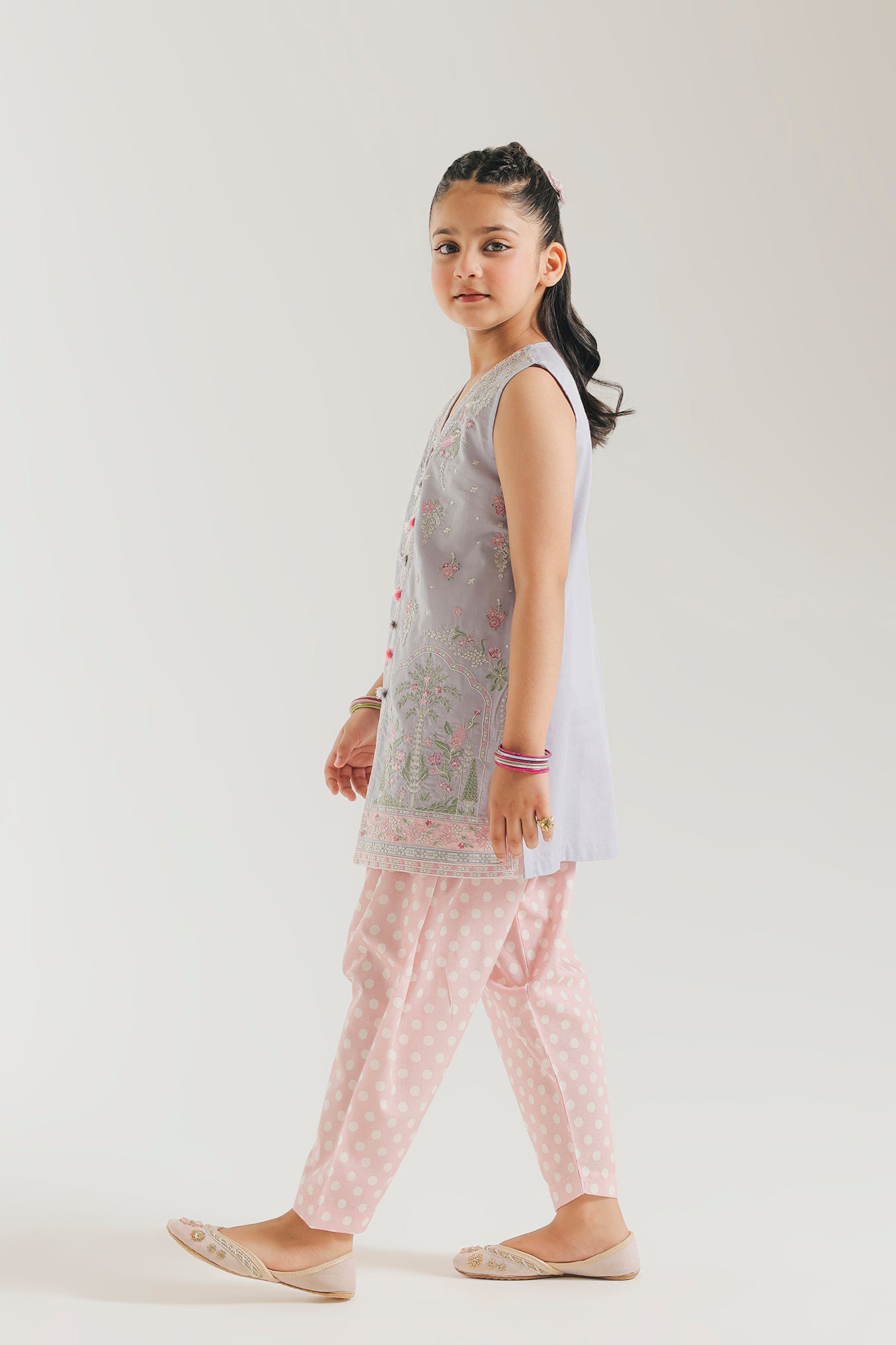 EMBROIDERED SUIT (E0996/404/515 E0996/304/515)