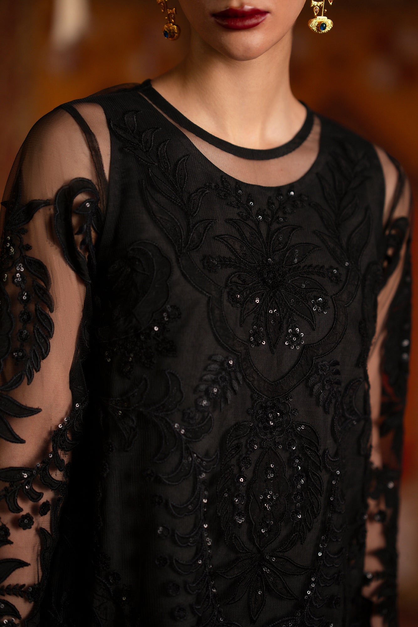 EMBROIDERED SUIT (E1003/104/902)