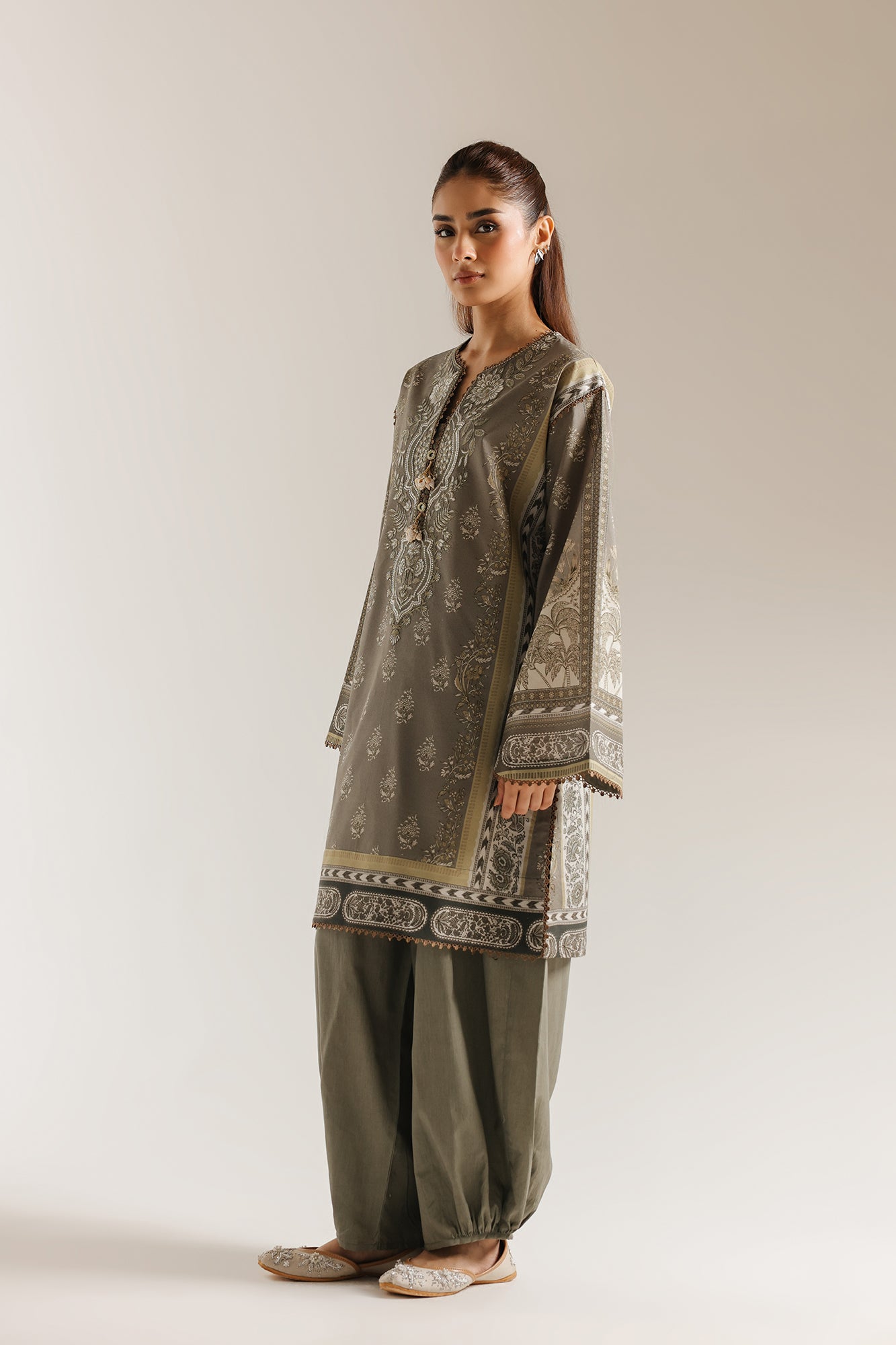 Ethnic