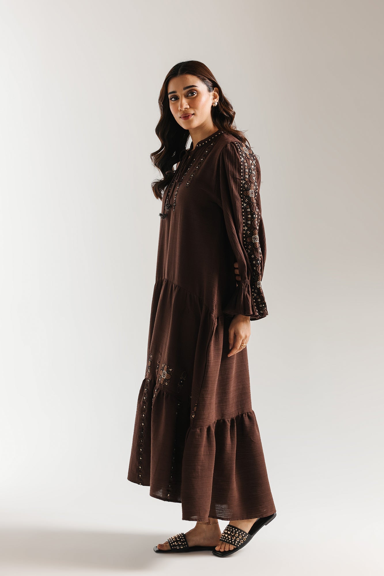 EMBROIDERED DRESS (E1041/101/801)