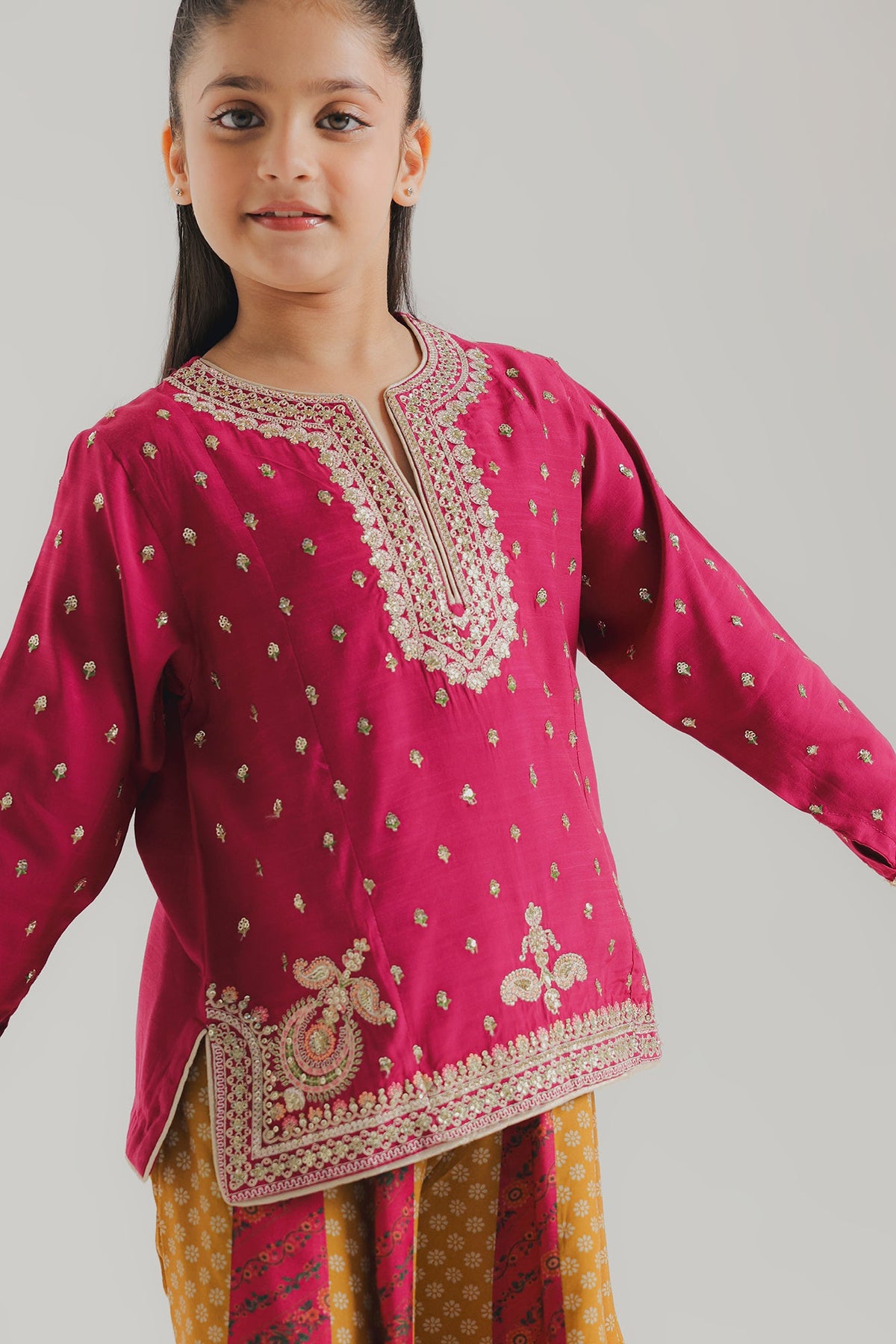EMBROIDERED SUIT (E1068-404-406 E1068-304-406)