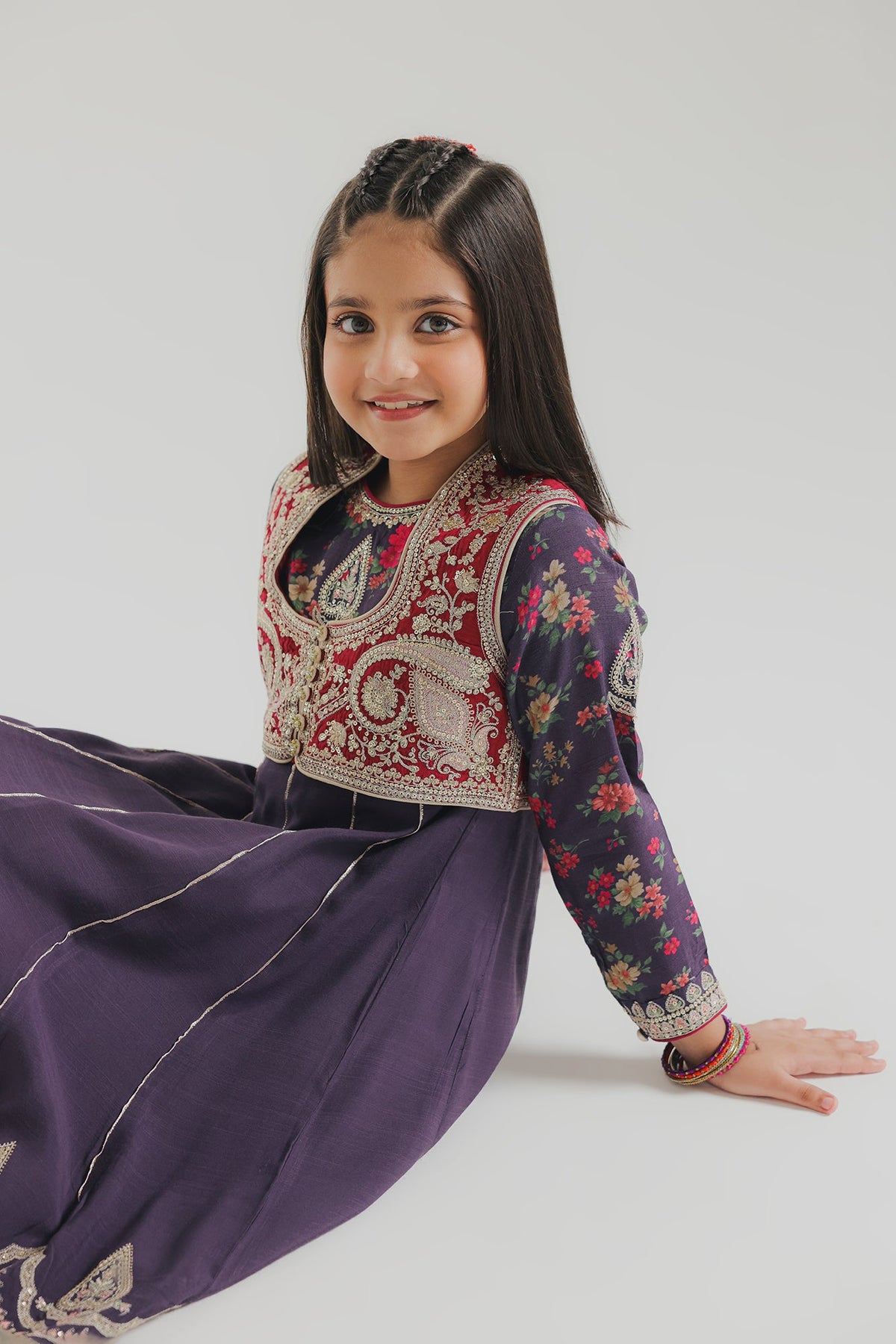 EMBROIDERED SUIT (E1075-404-516 E1075-304-516)