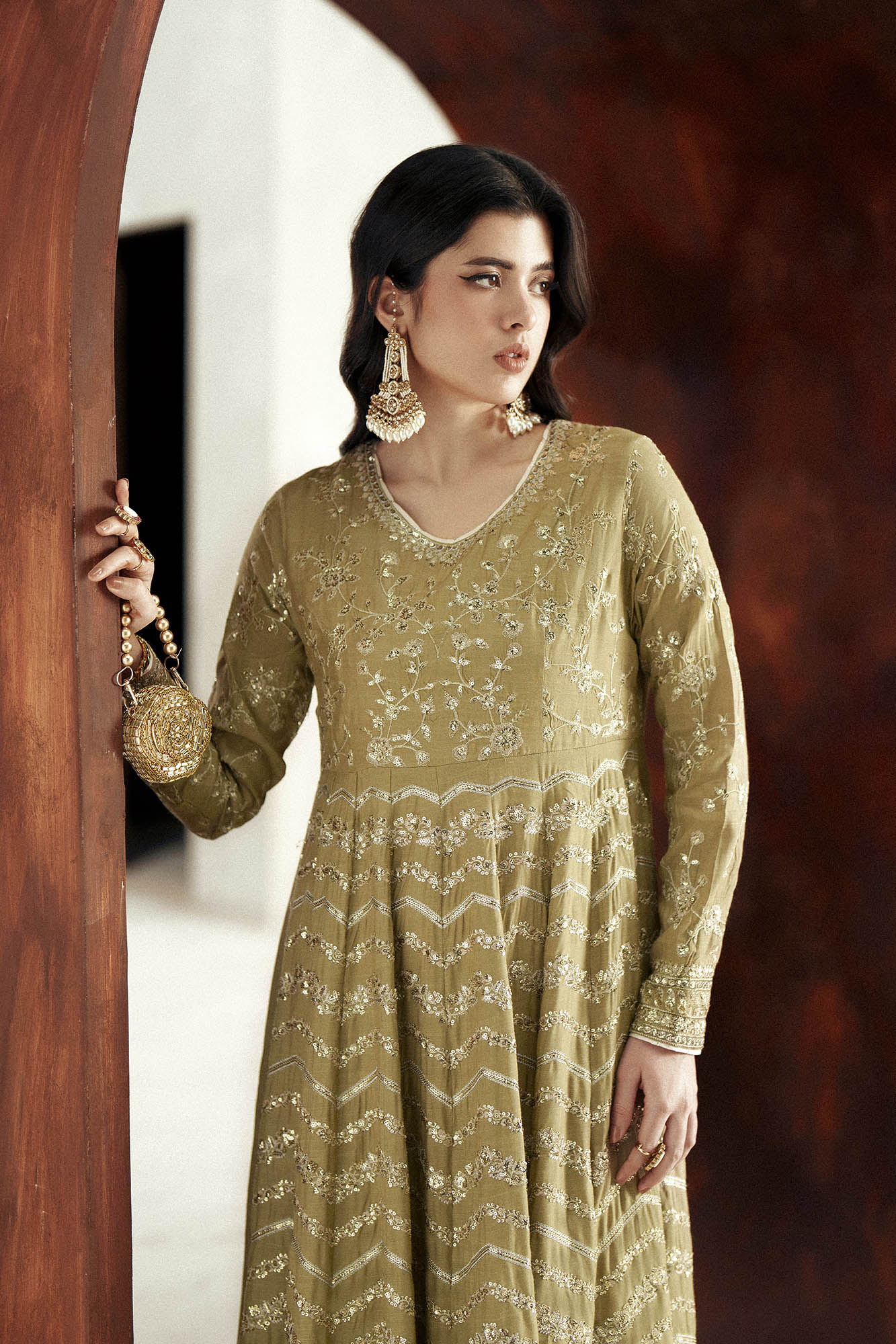 EMBROIDERED DRESS (E1079/104/121)