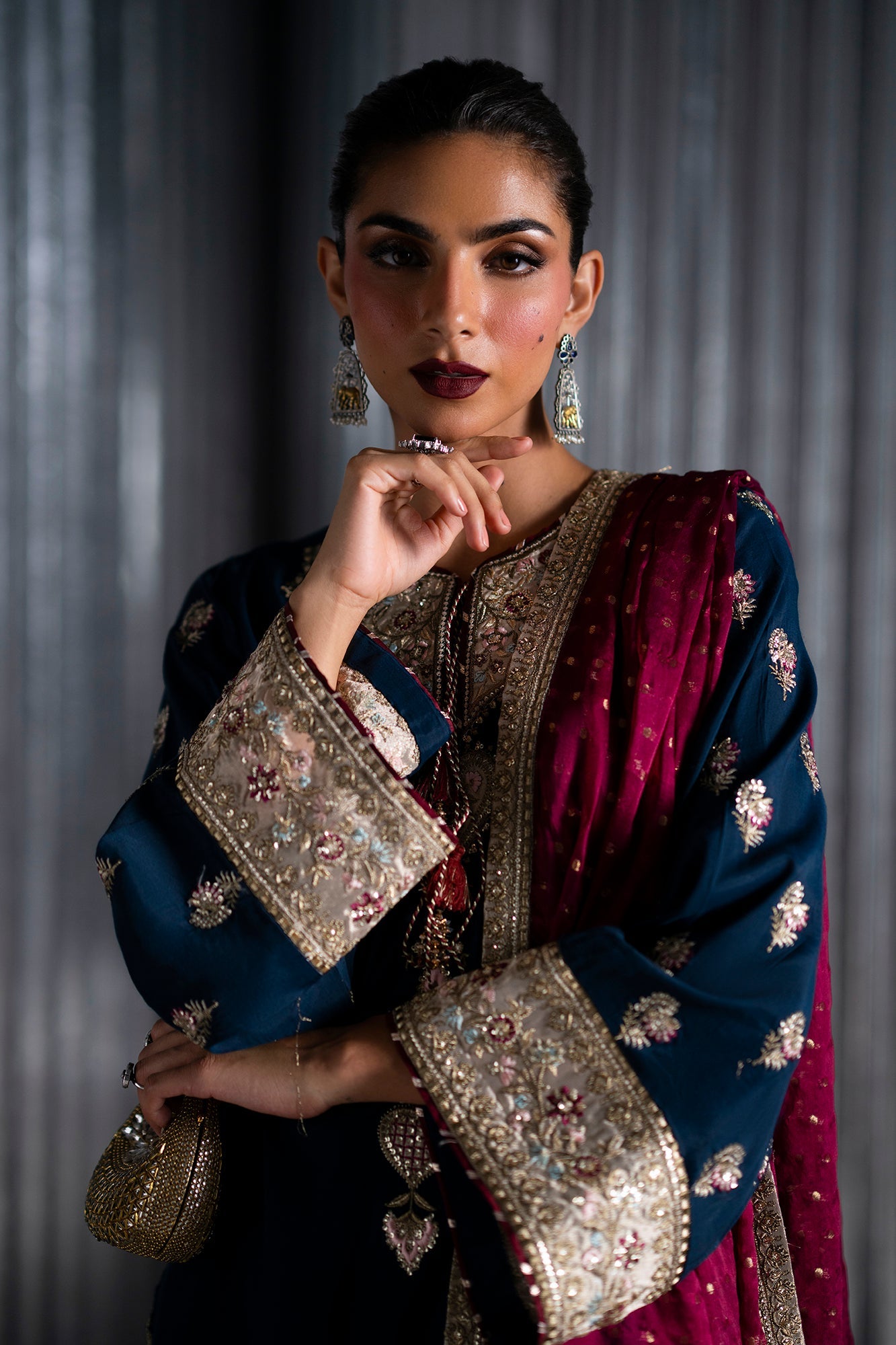 EMBROIDERED SUIT (E1095/104/622)