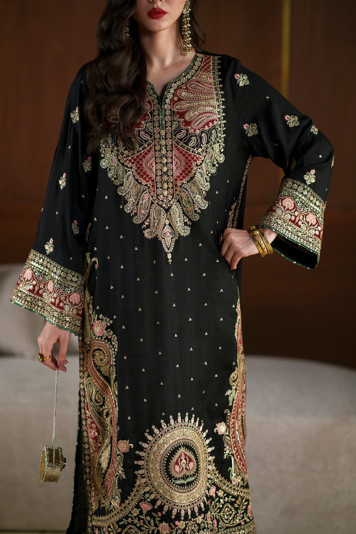 EMBROIDERED KAFTAN (E1098/104/902)