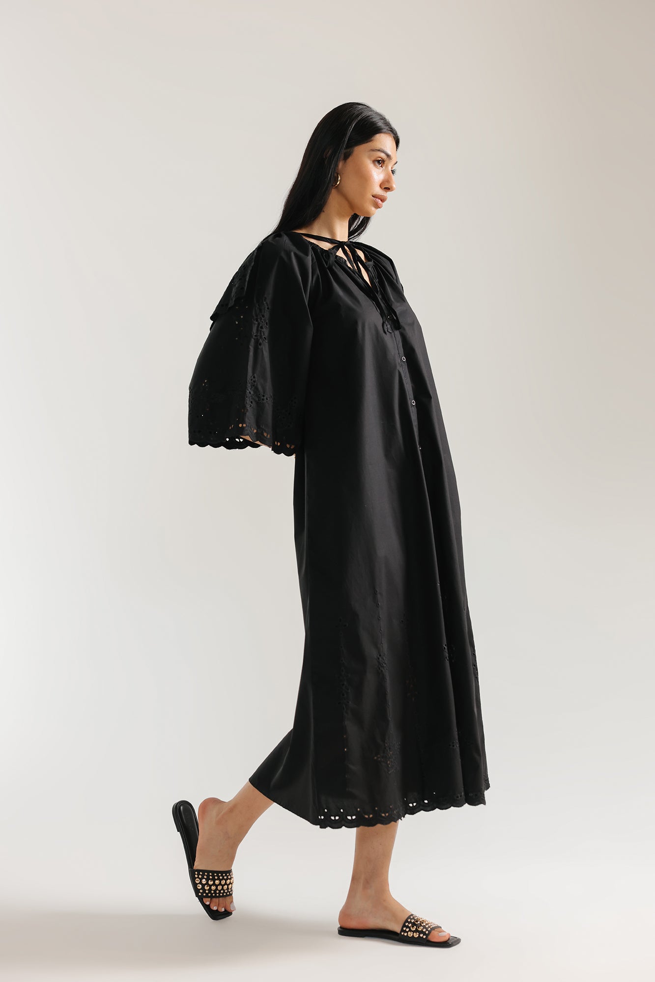EMBROIDERED DRESS (E1102/101/902)