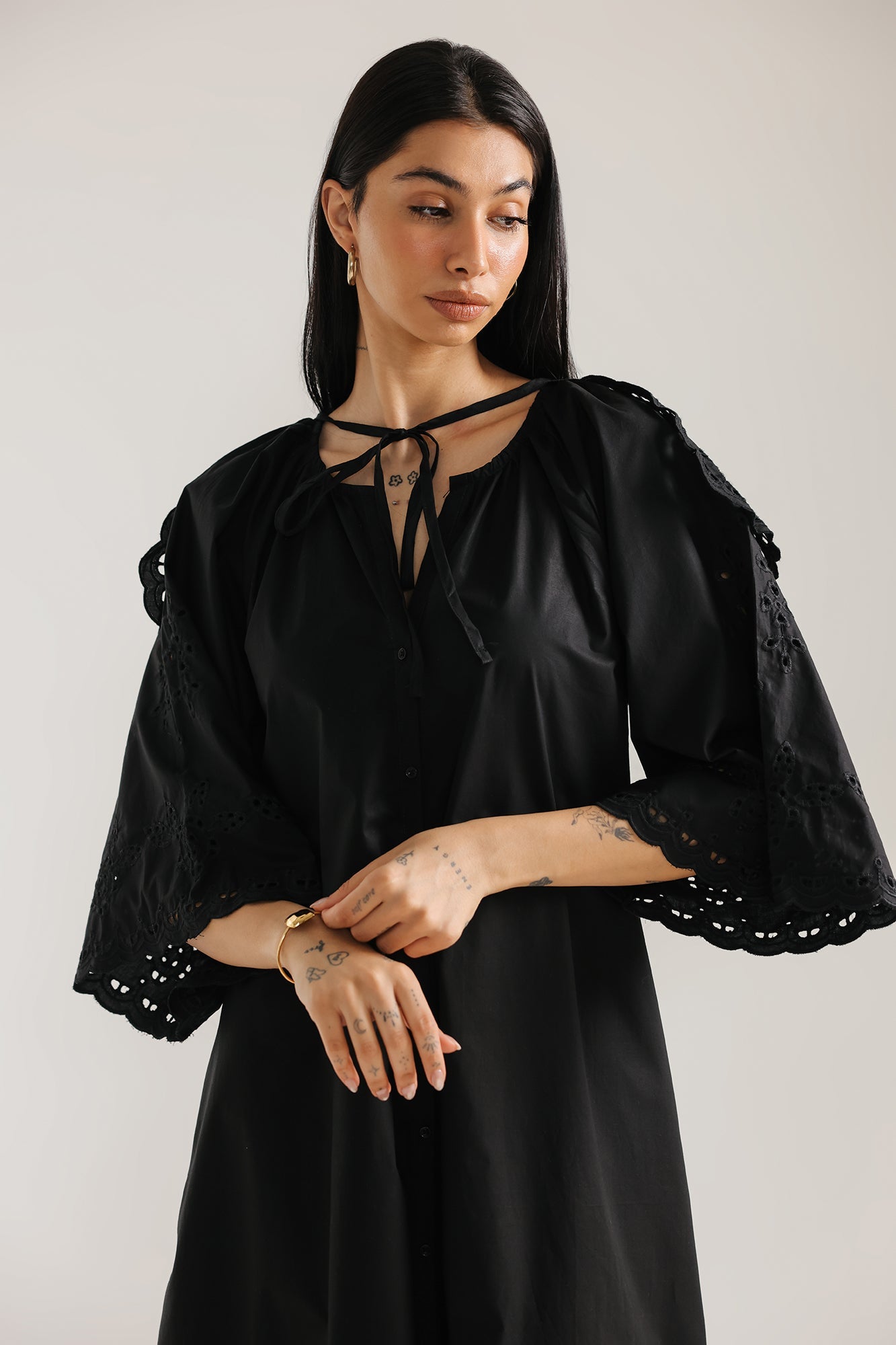 EMBROIDERED DRESS (E1102/101/902)