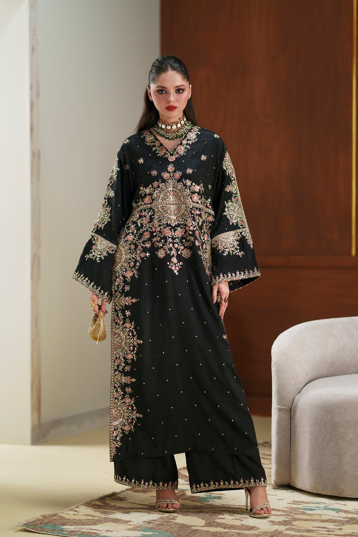 EMBROIDERED SUIT (E1104/104/902)