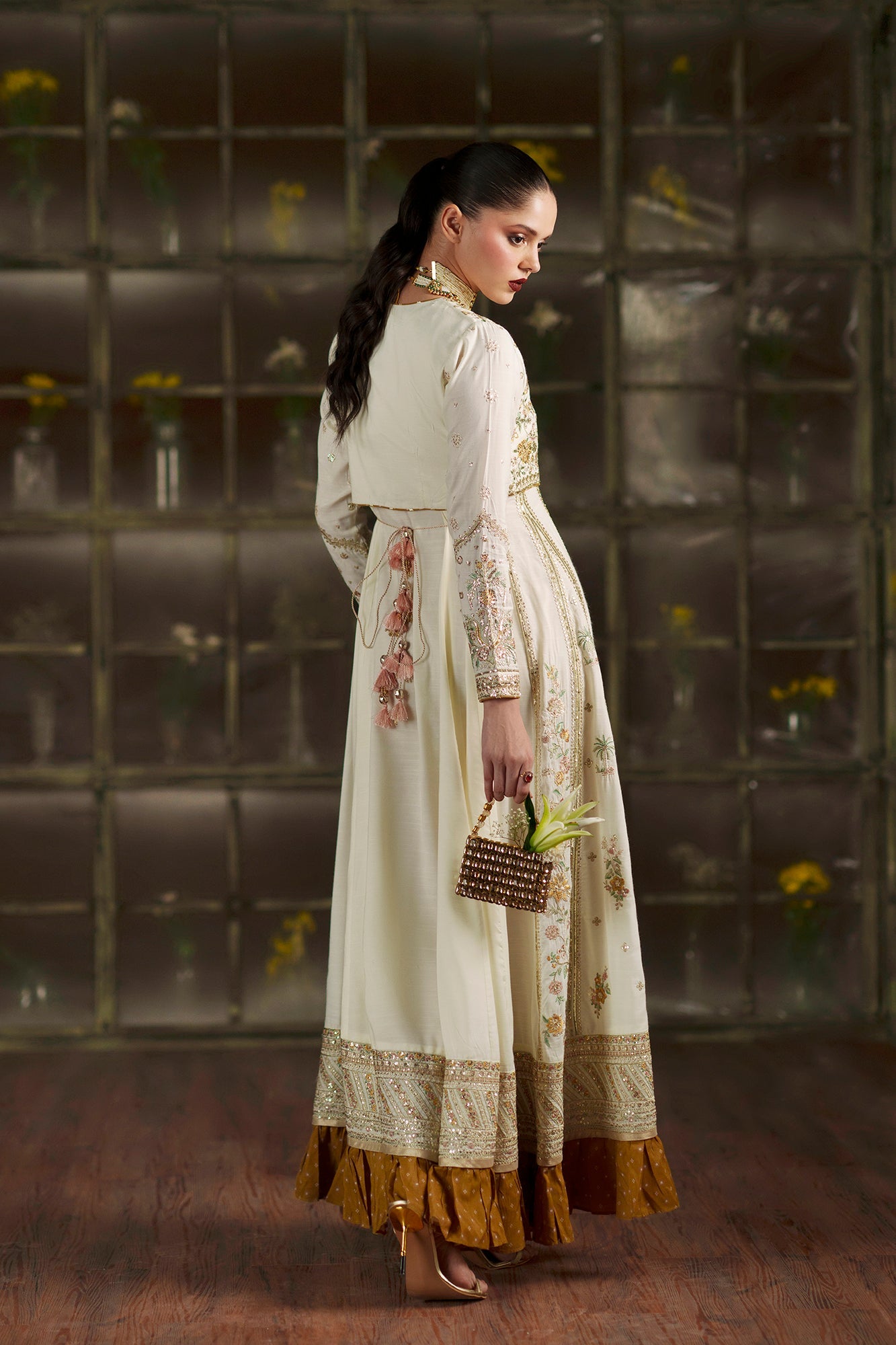 EMBROIDERED DRESS (E1121/104/005)