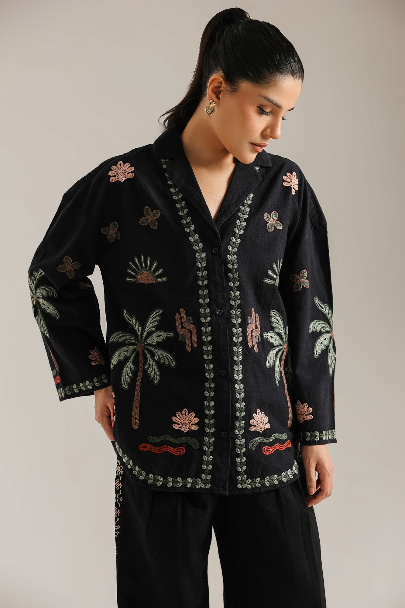 EMBROIDERED SHIRT (E1141/101/902)