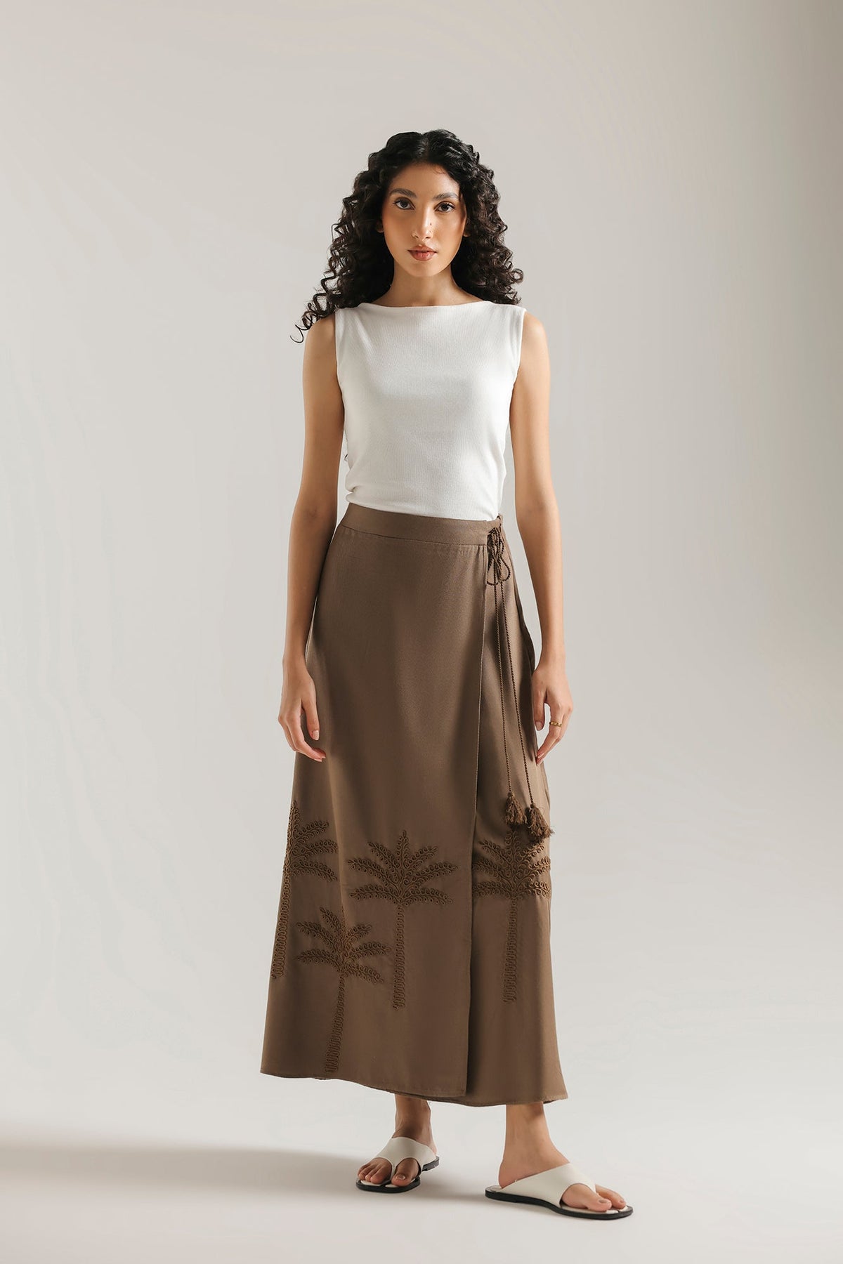 EMBROIDERED SHIRT (E1147/101/805)