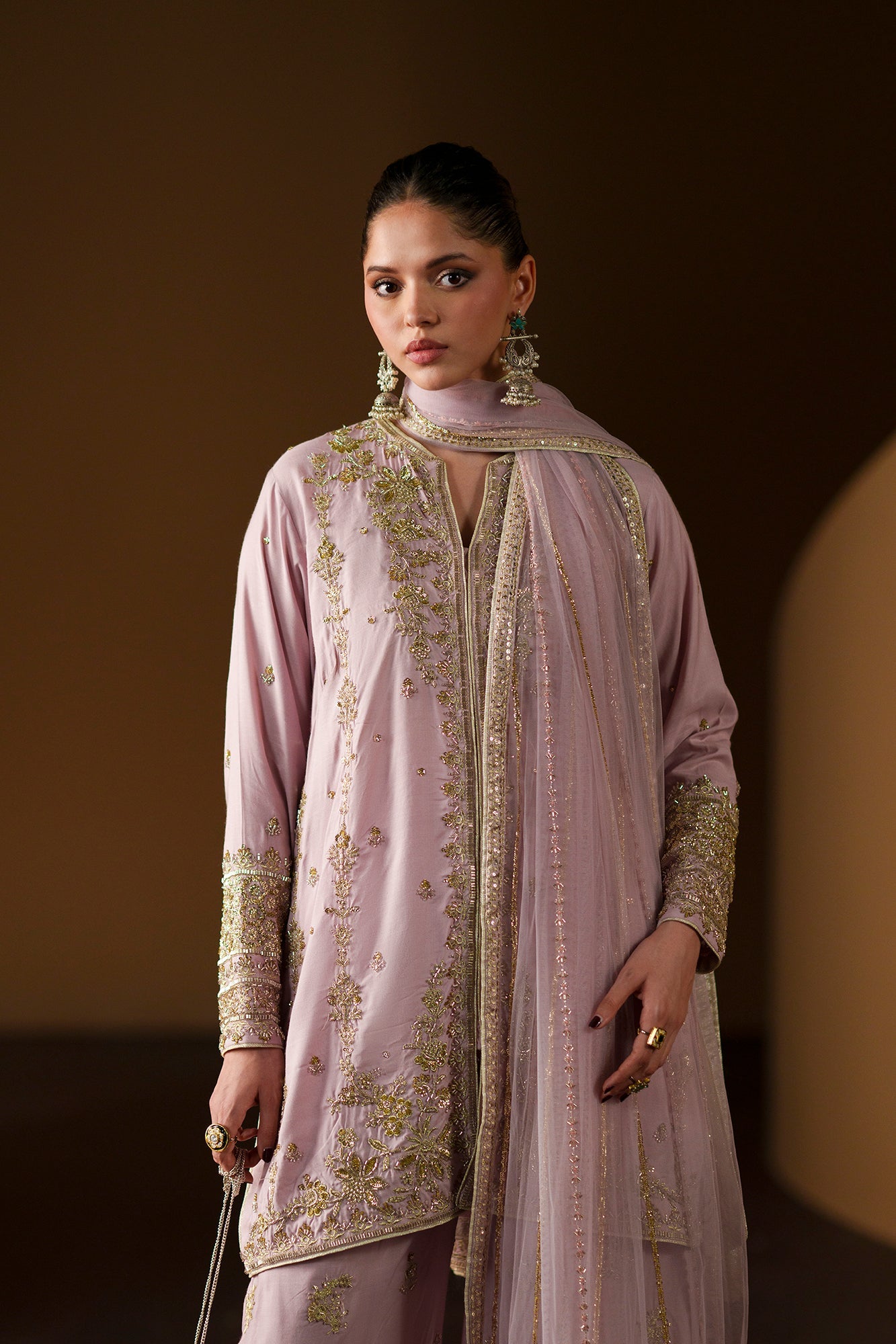 EMBROIDERED SUIT (E1147/104/530)