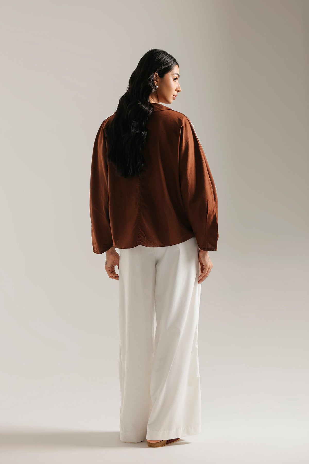 EMBROIDERED SHIRT (E1157-101-801)