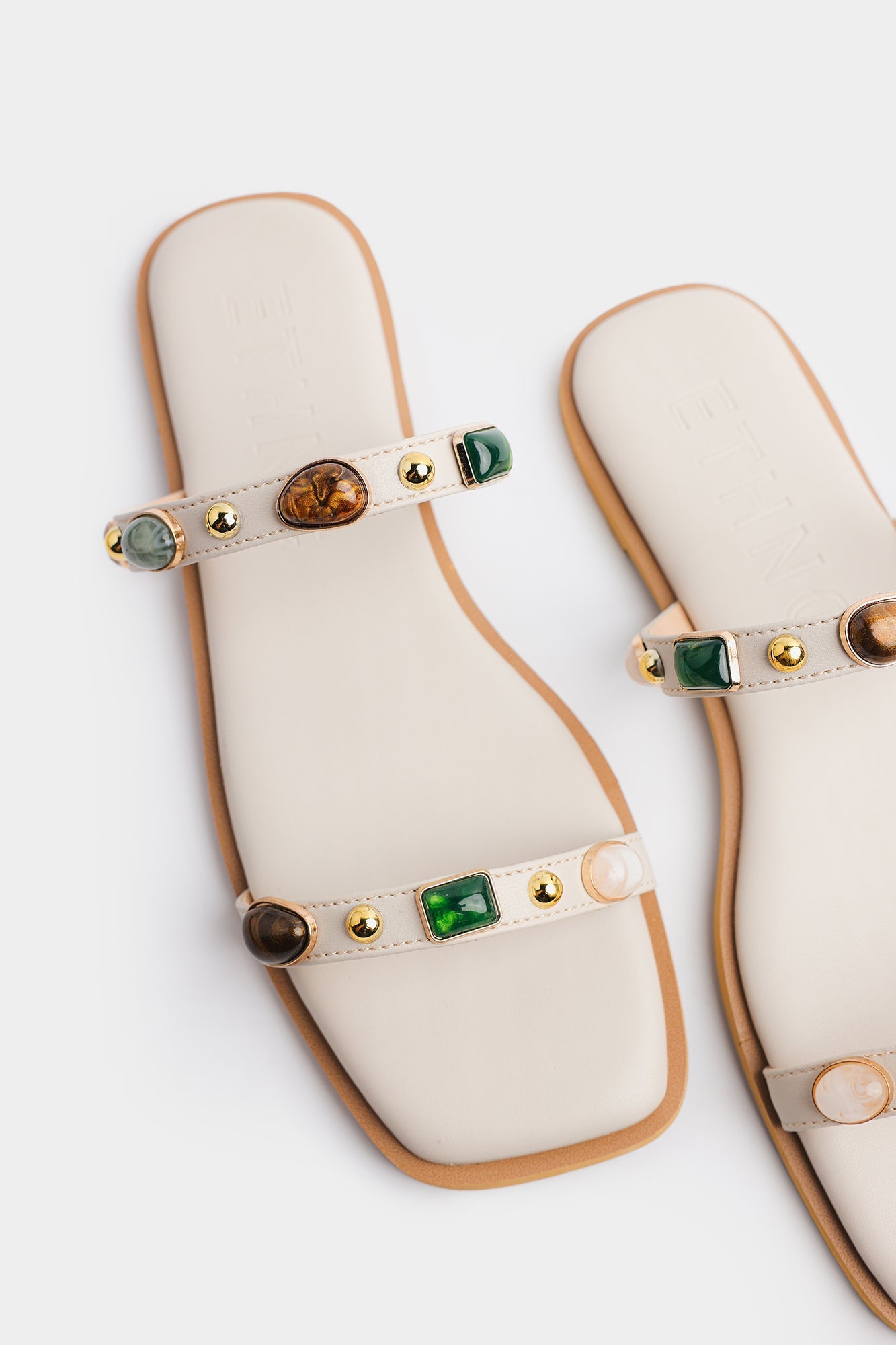 SANDAL (E1158/109/006)