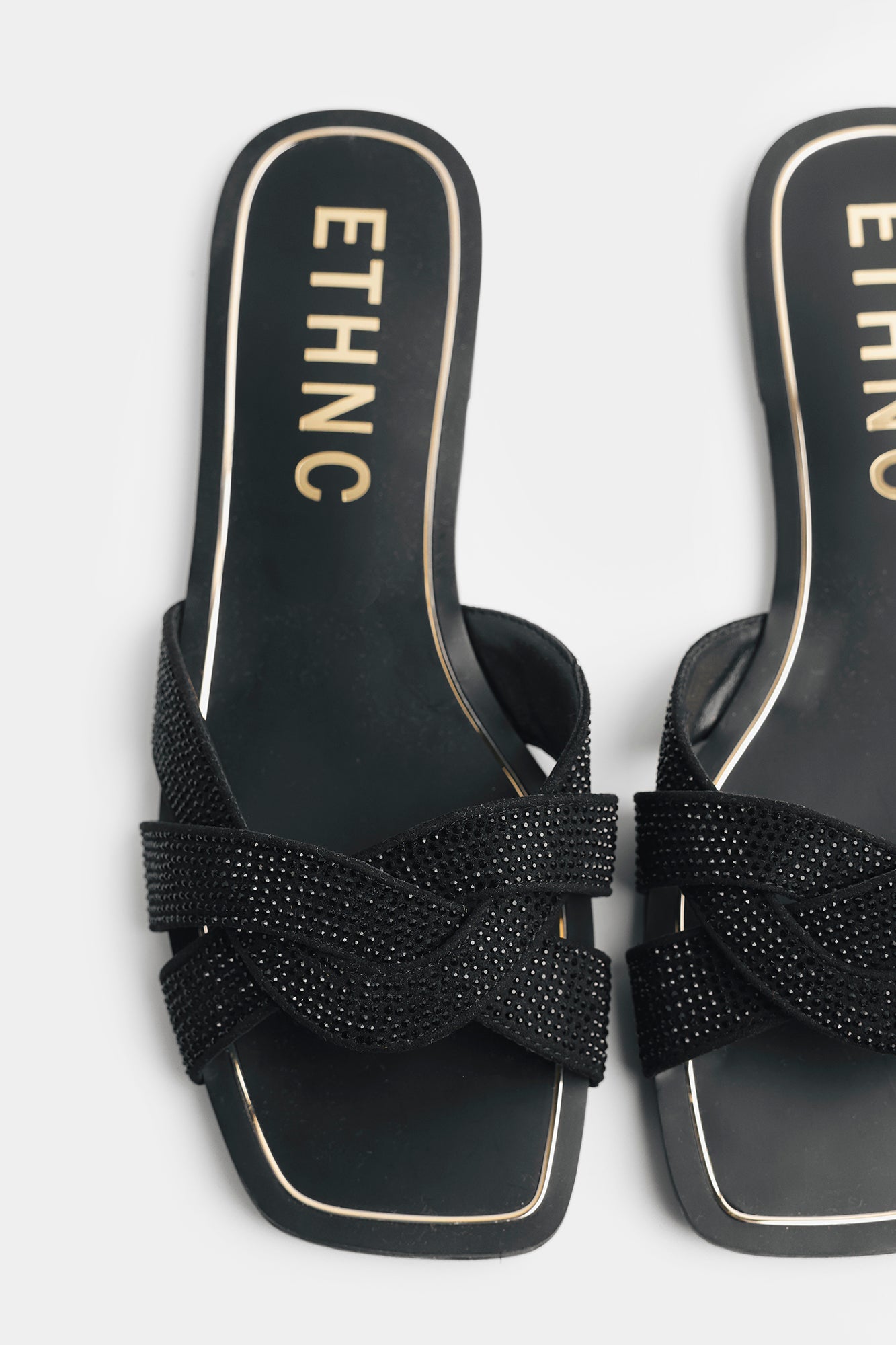 SANDAL (E1202/109/901)