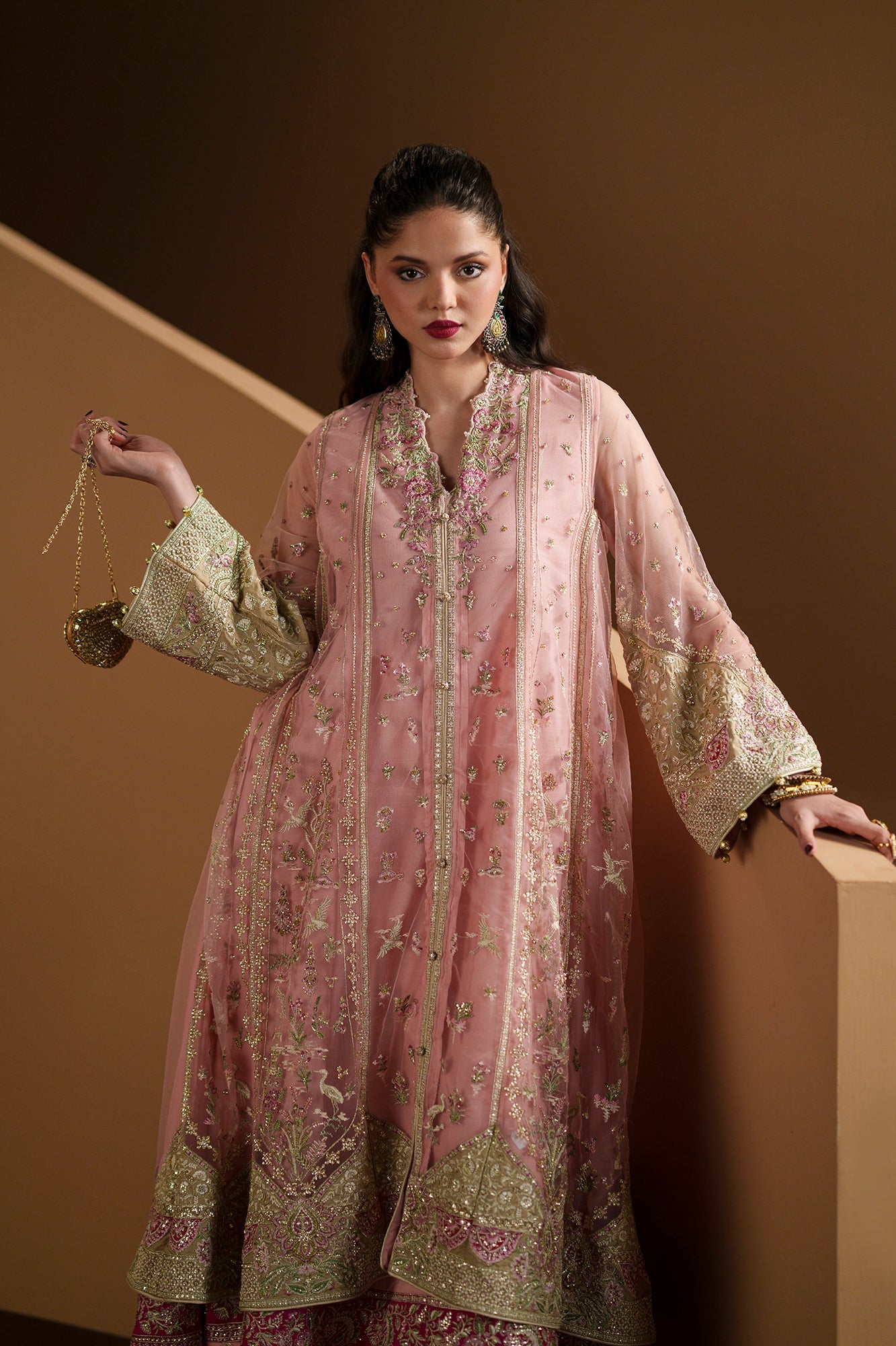 EMBROIDERED SUIT (E1203/104/425)