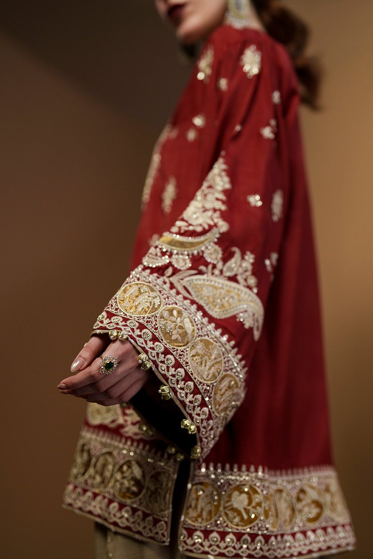 Ethnc – Grape Wine Embroidered Suit Style