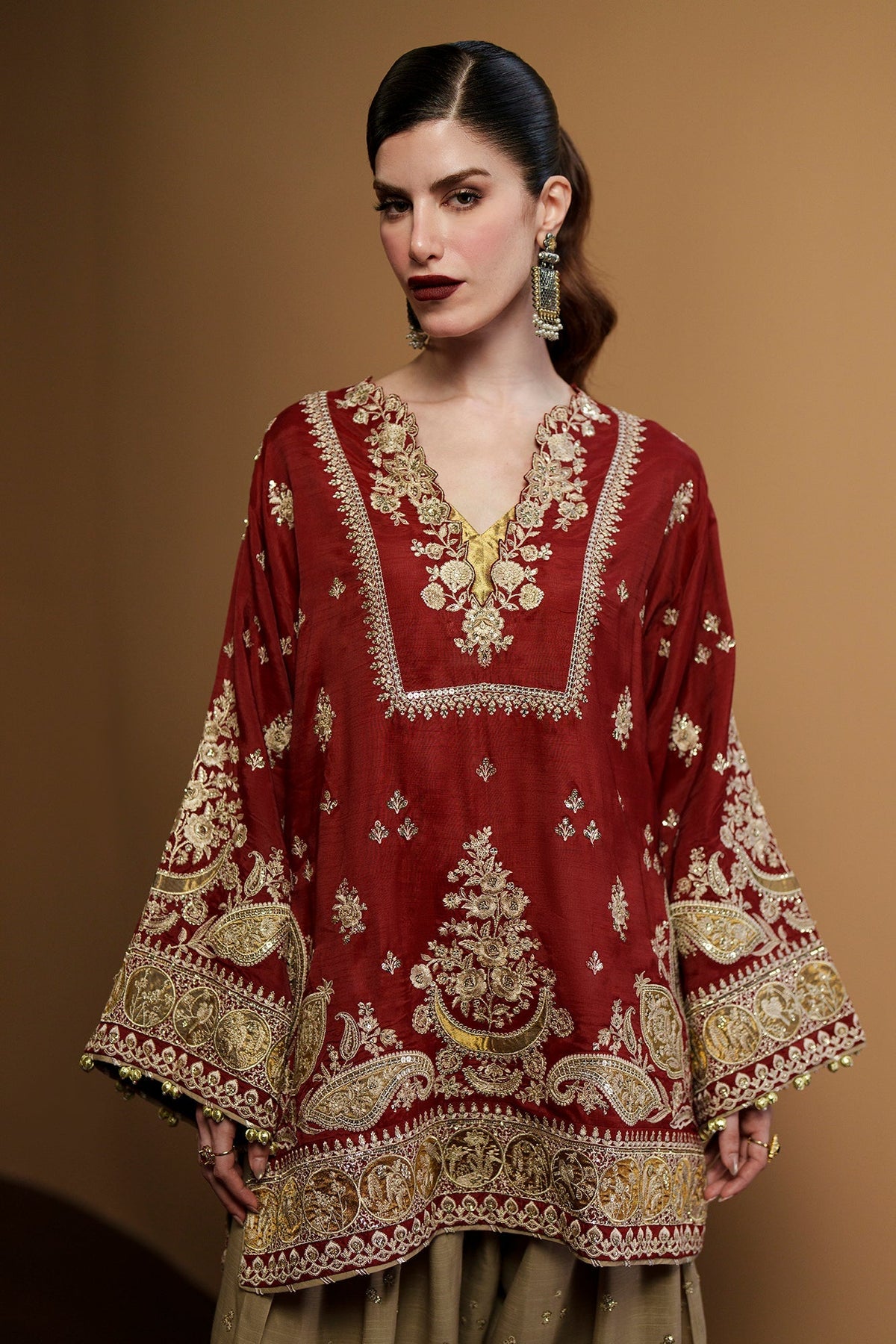 Ethnc – Grape Wine Embroidered Suit Style