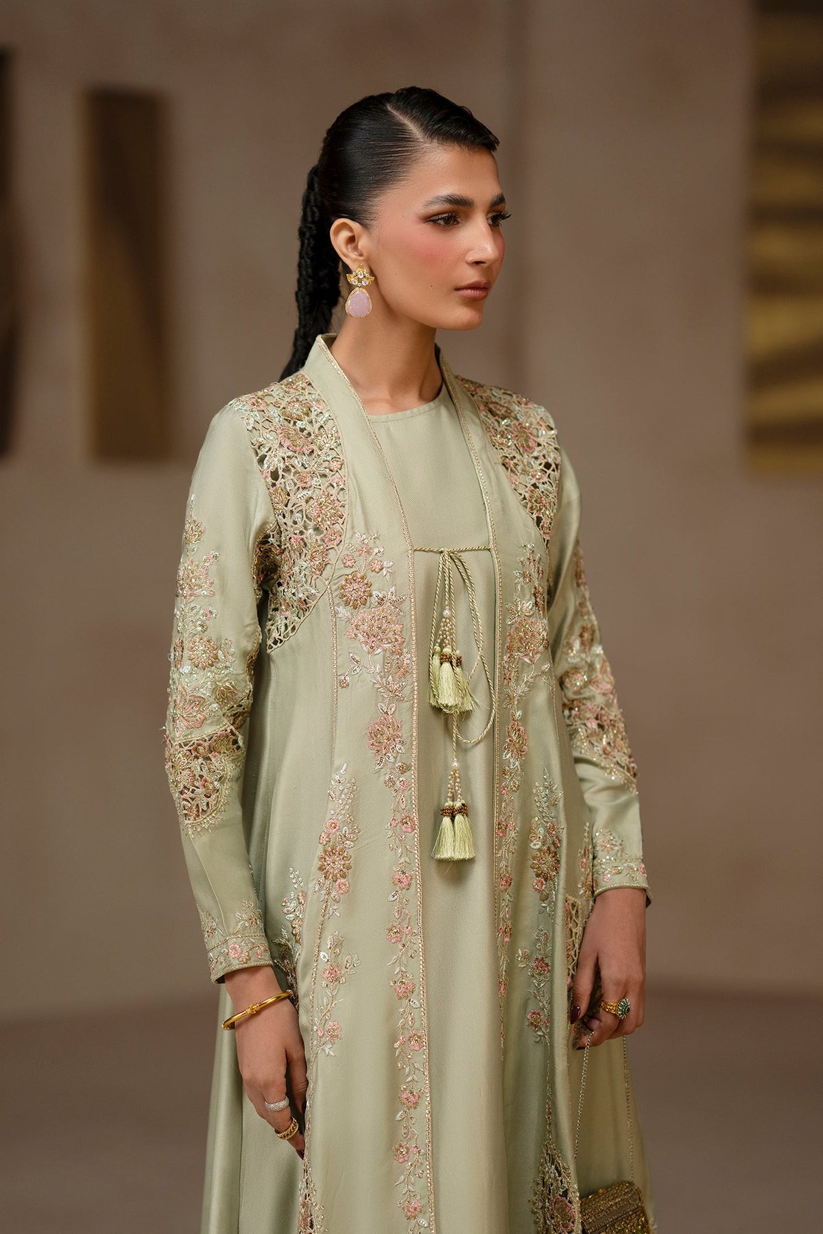 EMBROIDERED DRESS (E1230-104-130)