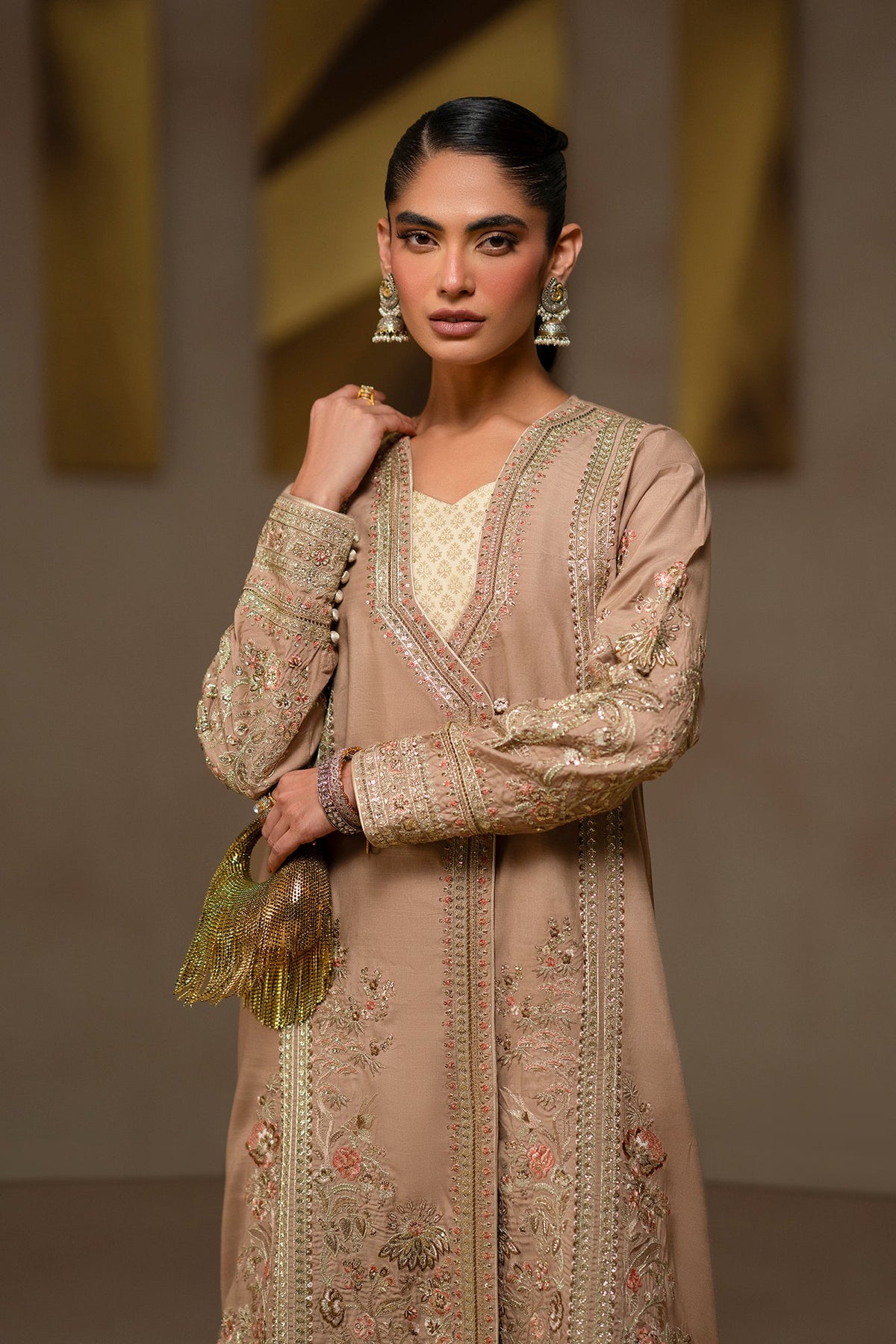 EMBROIDERED SUIT (E1250-104-806)