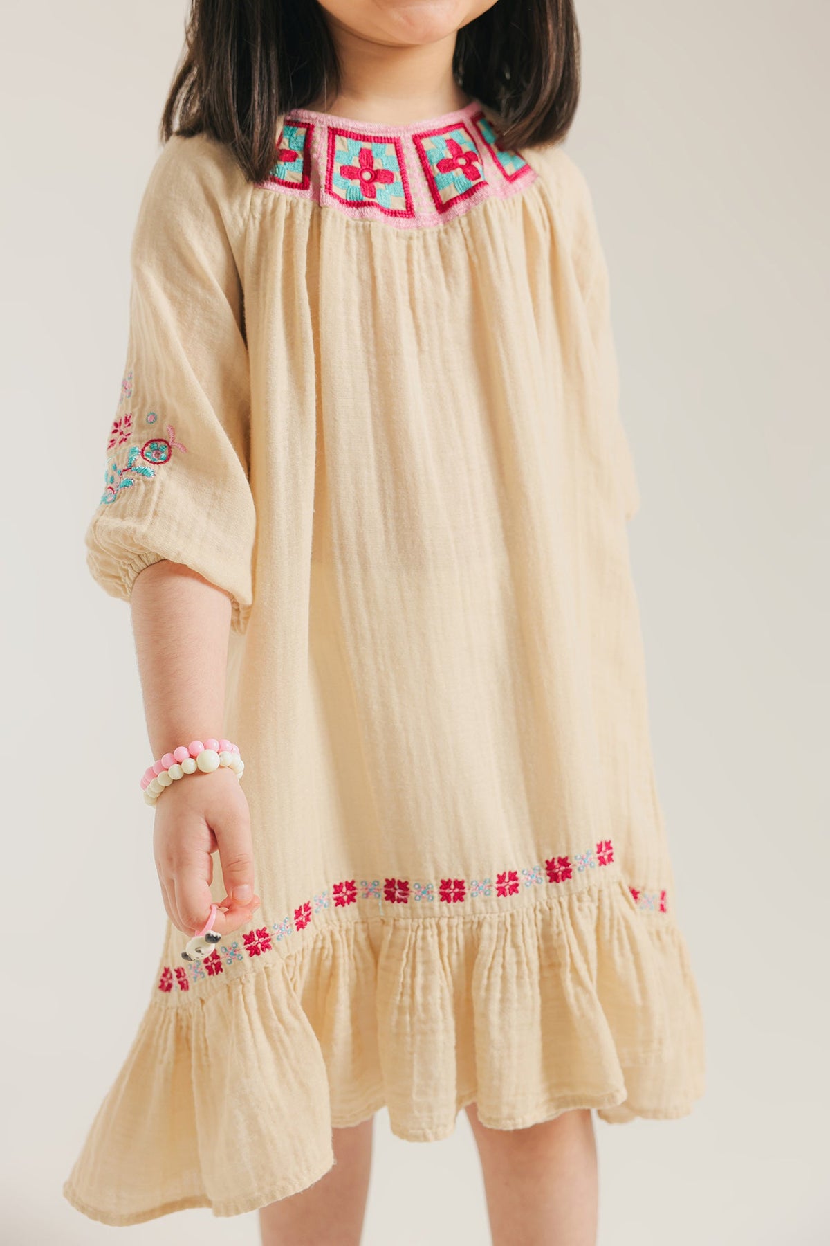 DRESS (E1422/301/003)