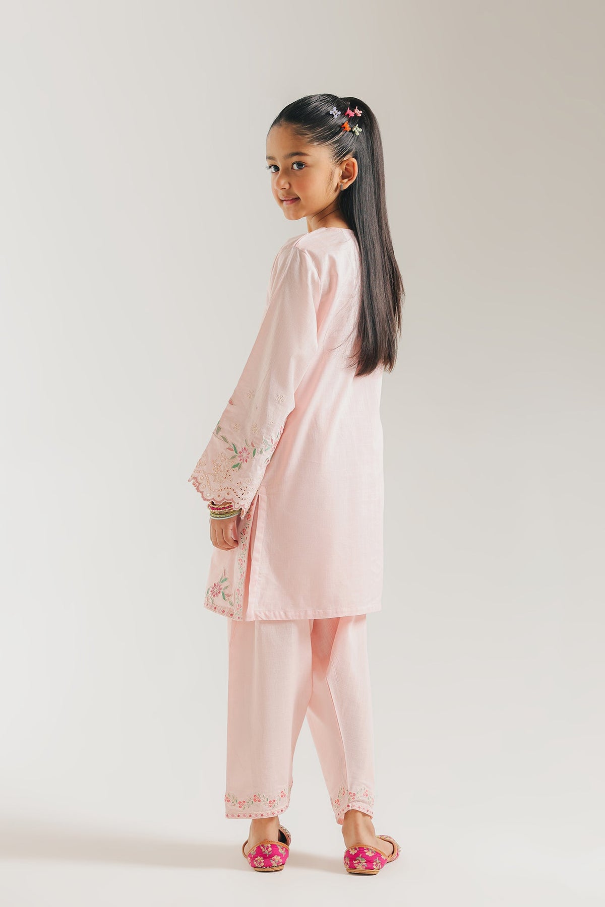 EMBROIDERED SUIT (E1530/402/427 E1530/302/427)