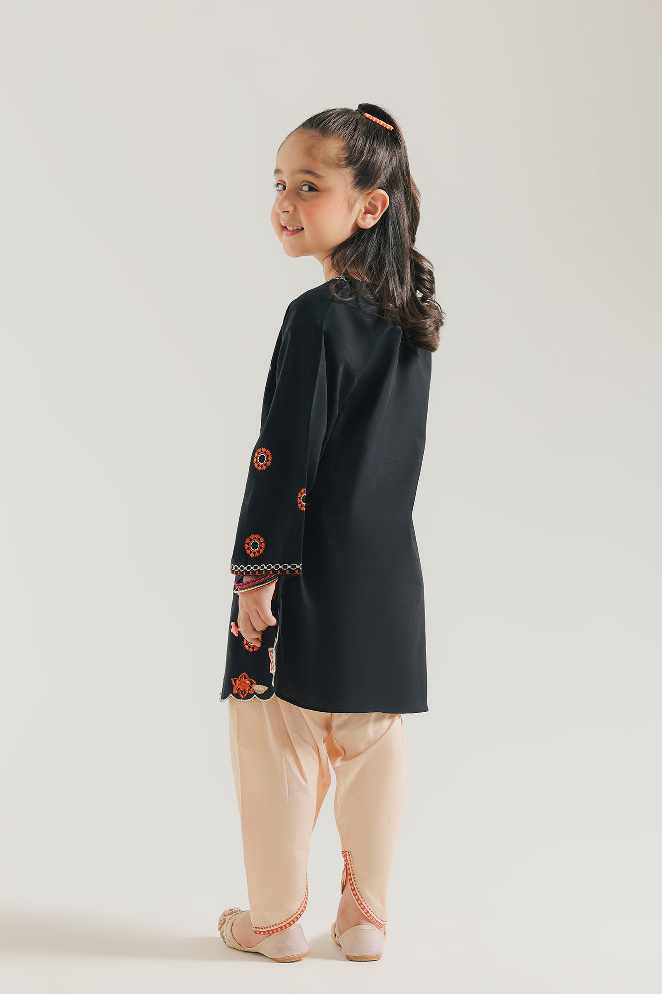 https://cdn.shopify.com/s/files/1/2290/7917/files/E1571-402-902_3.jpg?v=1780482951
