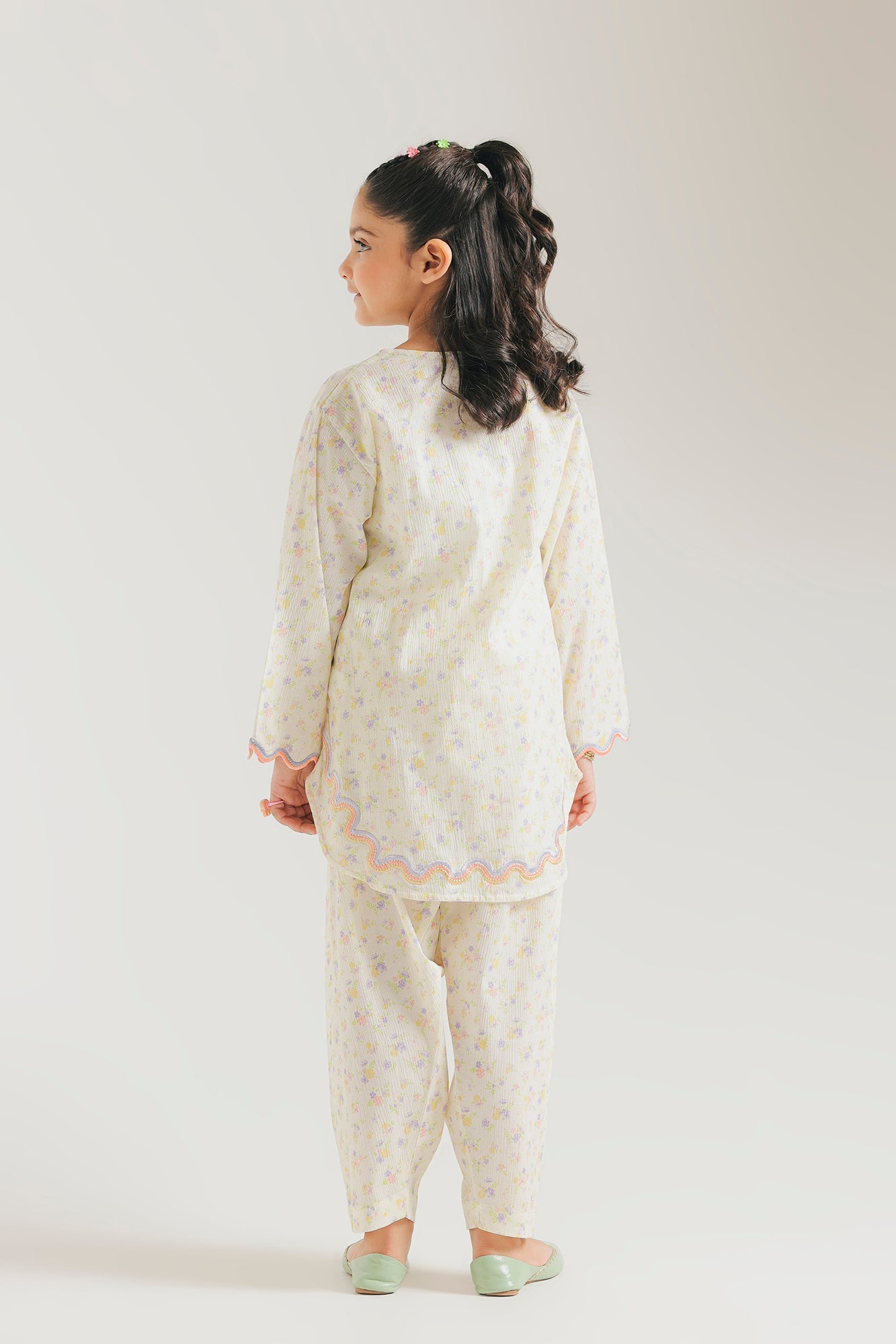 EMBROIDERED SUIT (E1575/402/004 E1575/302/004)